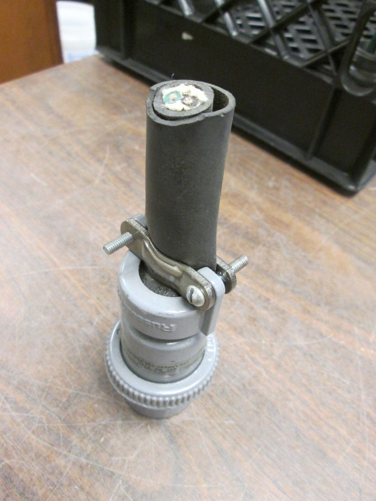 Russellstoll Plug 3720 15A @ 600V 20A @ 250V 3W Used