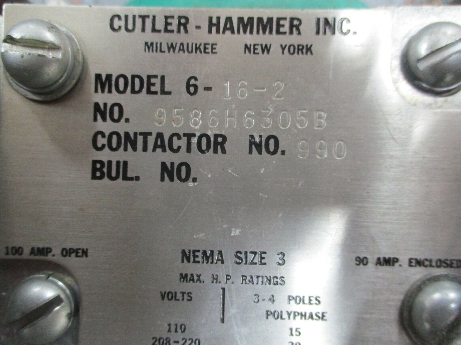 Cutler-Hammer Enclosed Size 3 Starter 6-16-2 208/220V Coil 90A 600V Used
