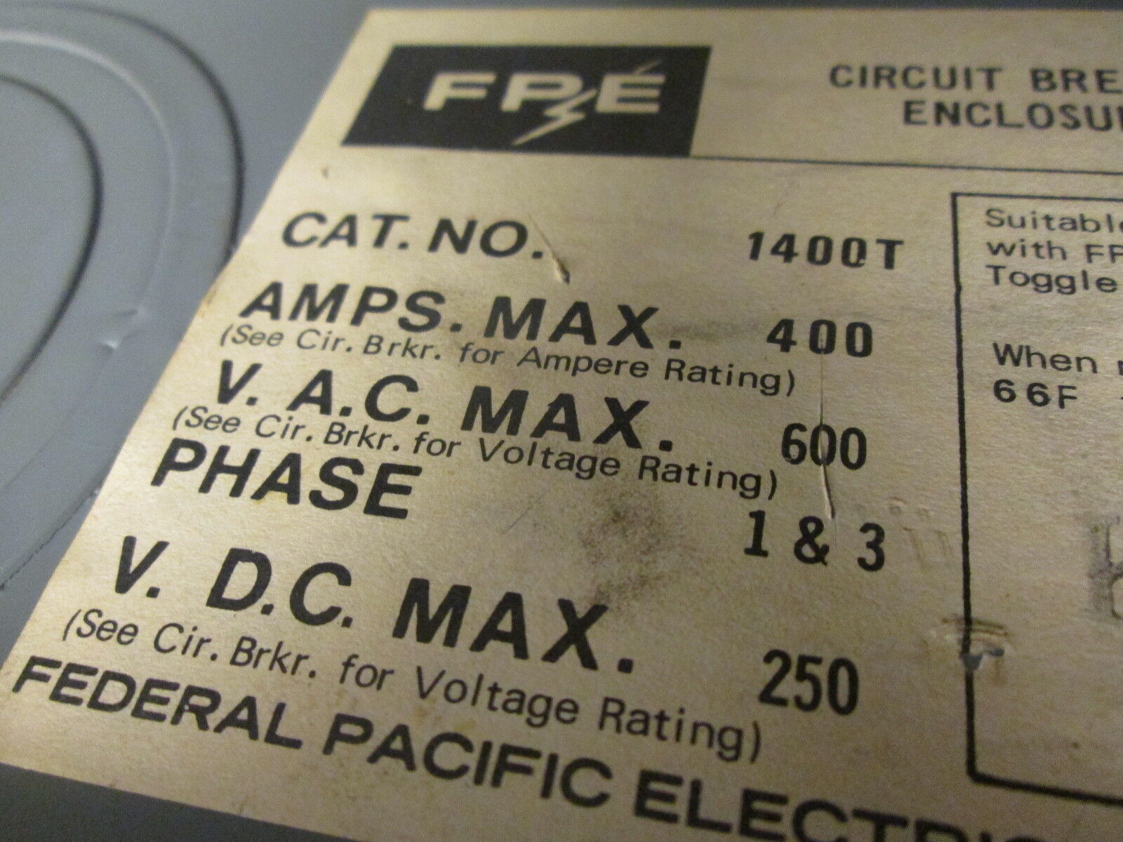 FPE Enclosed Circuit Breaker NJL632300/1400T 300A 480V 3P Used