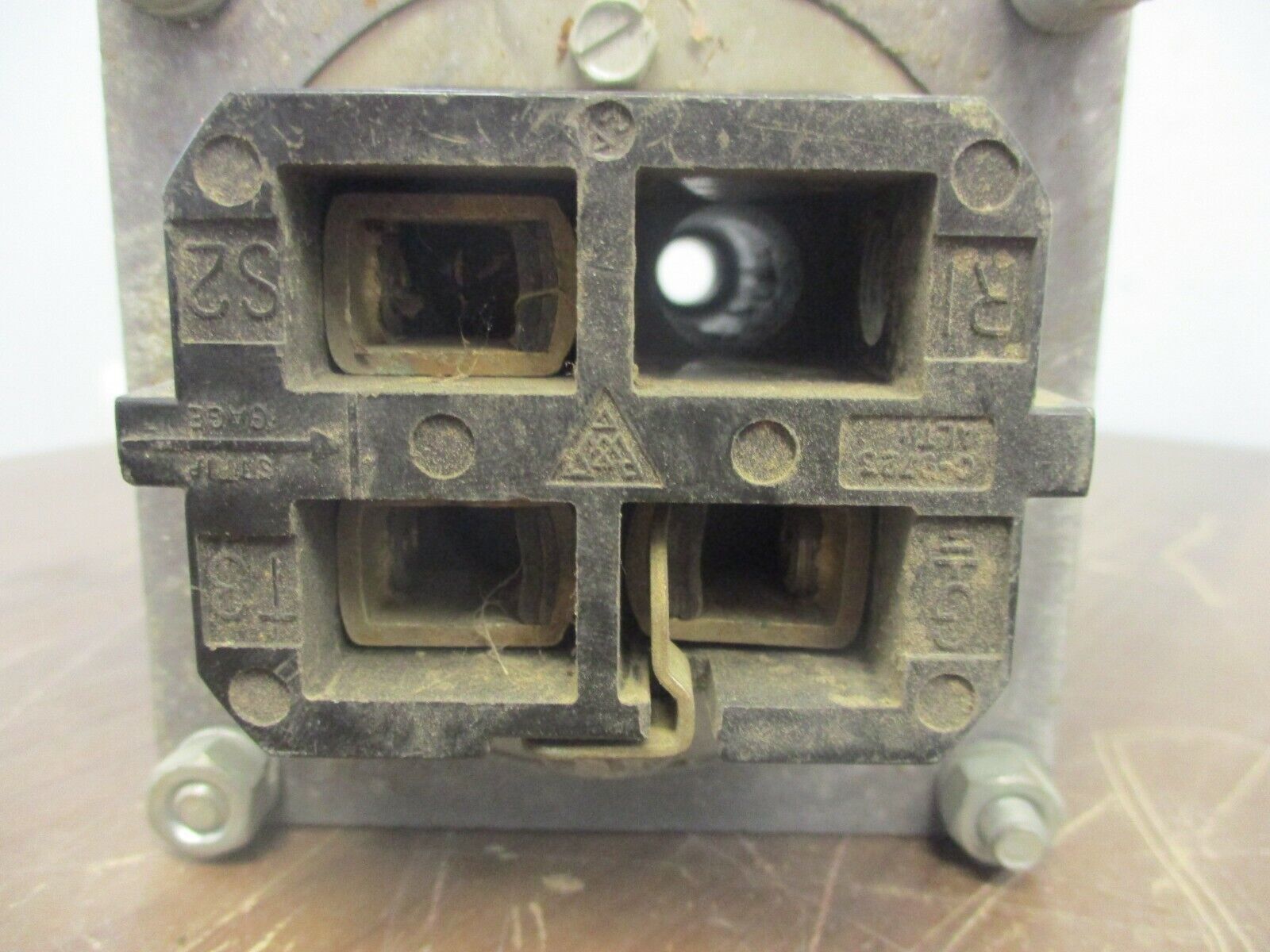 Russelstoll Receptacle JCS1534LK 150A 600V 400Hz 3P 4W Used