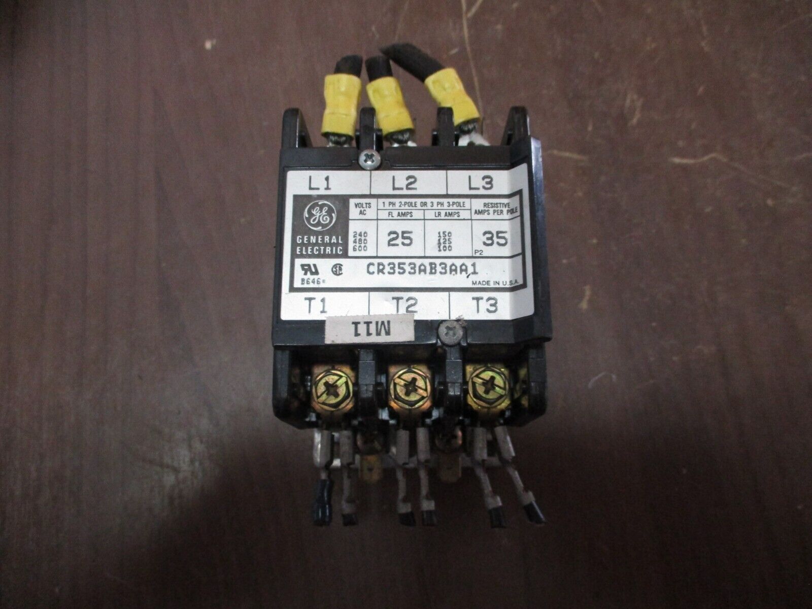 GE Contactor CR353AB3AA1 25A 600V 120V Coil *Broken Cover* Used