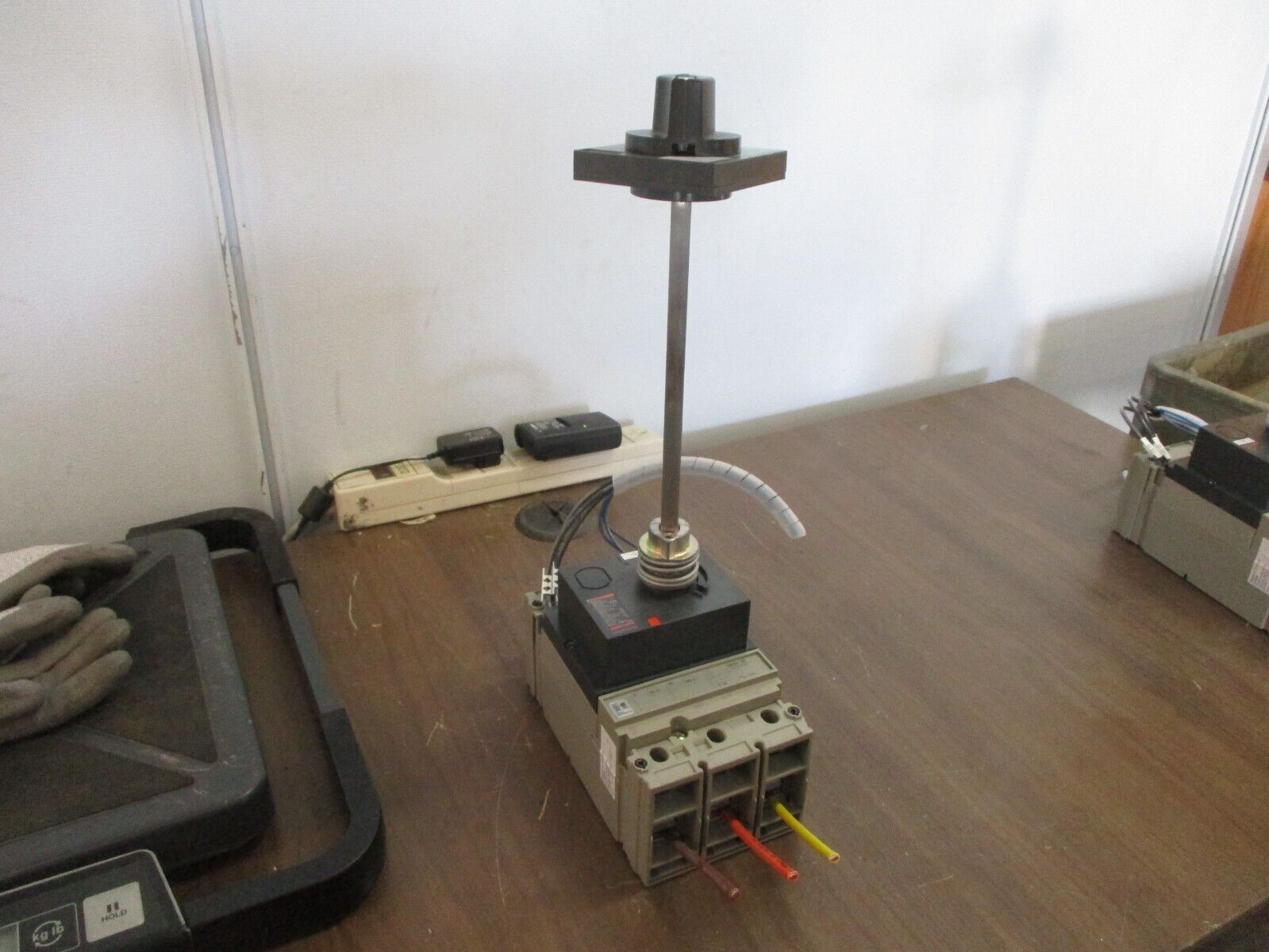 Merlin Gerin Breaker Disconnect NSF150H 50A 480V 3P Used