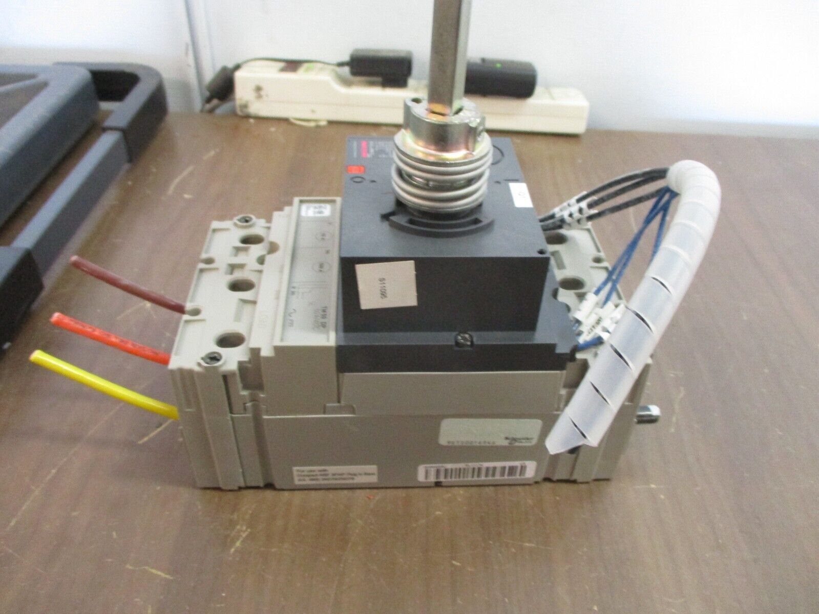 Merlin Gerin Breaker Disconnect NSF150H 50A 480V 3P Used