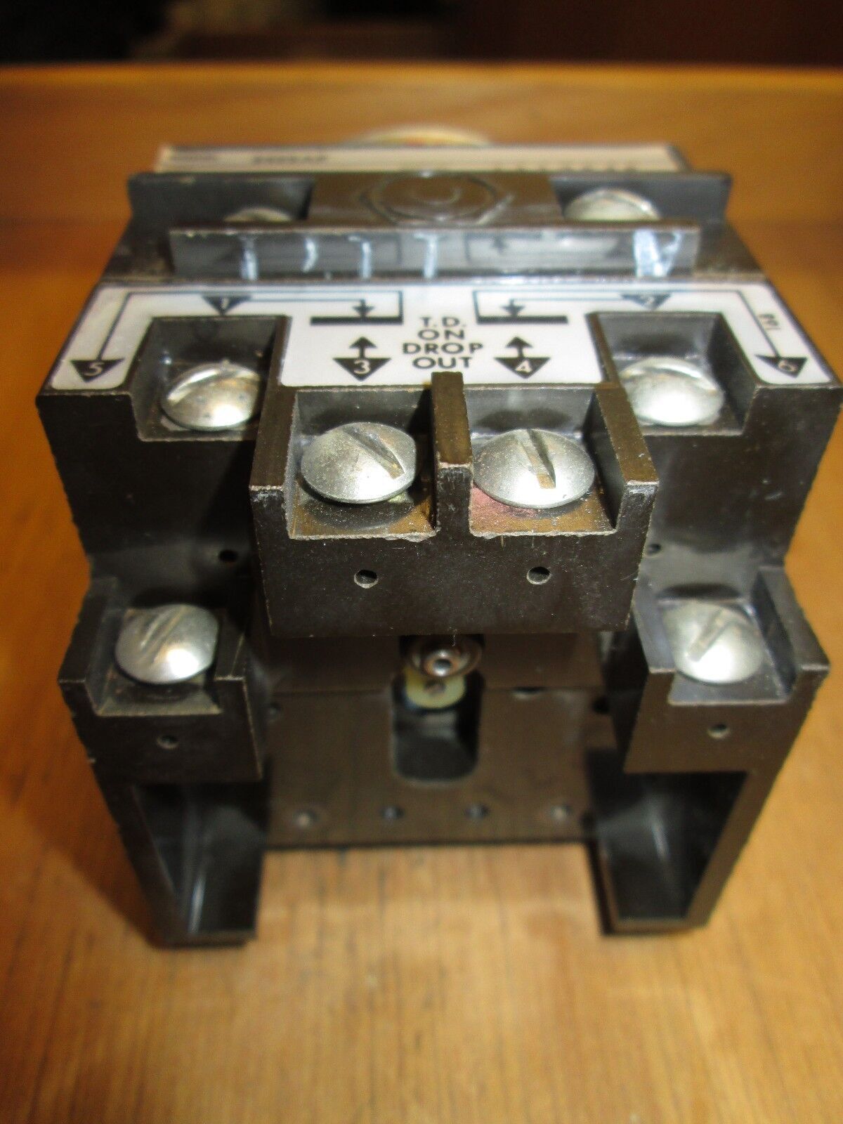 Agastat Timer 2422AF Range .5-10min 120V coil 60Hz Used