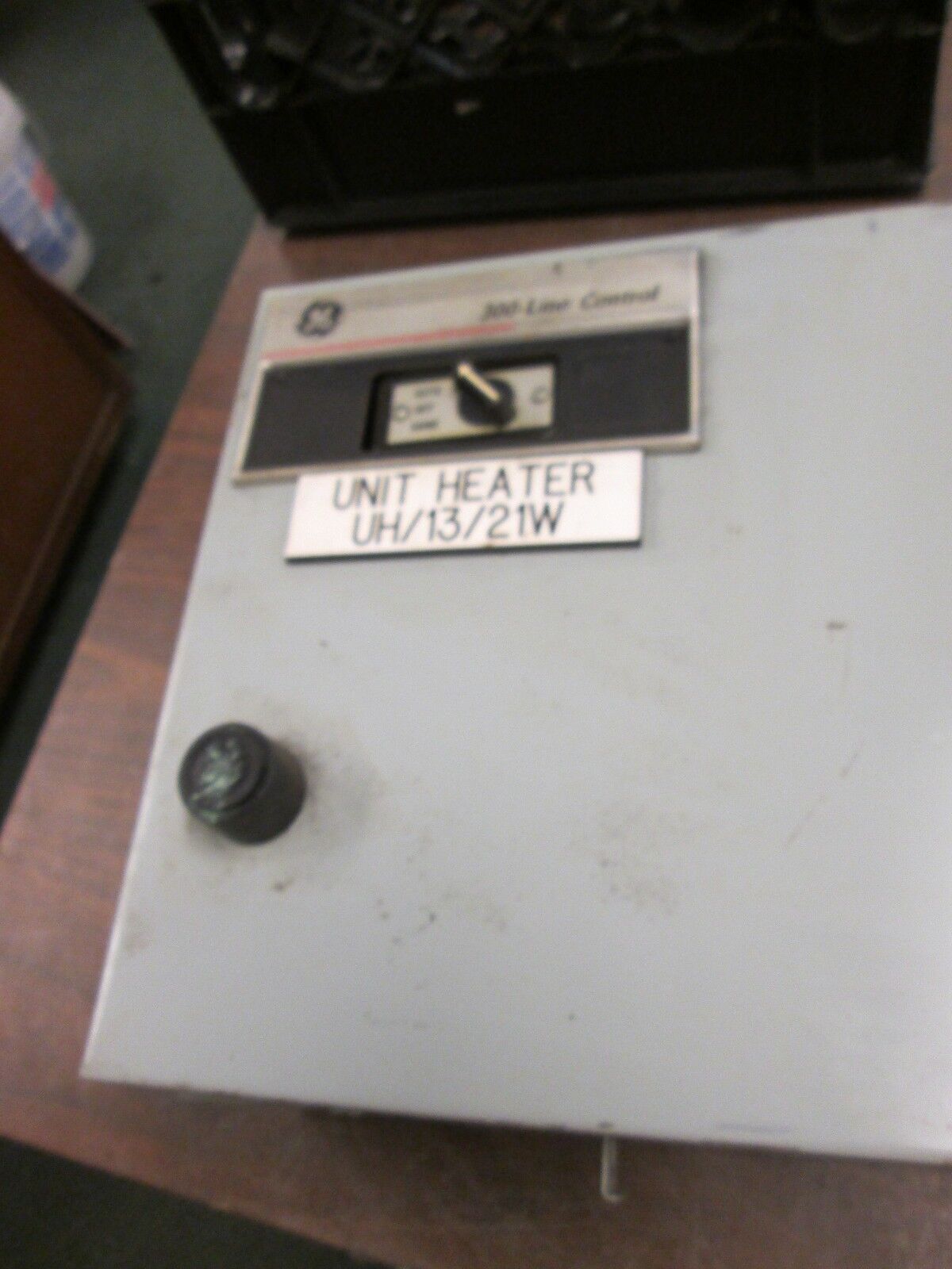 GE Enclosed Starter CR306B104ACXA Size 0 600VAC max Used