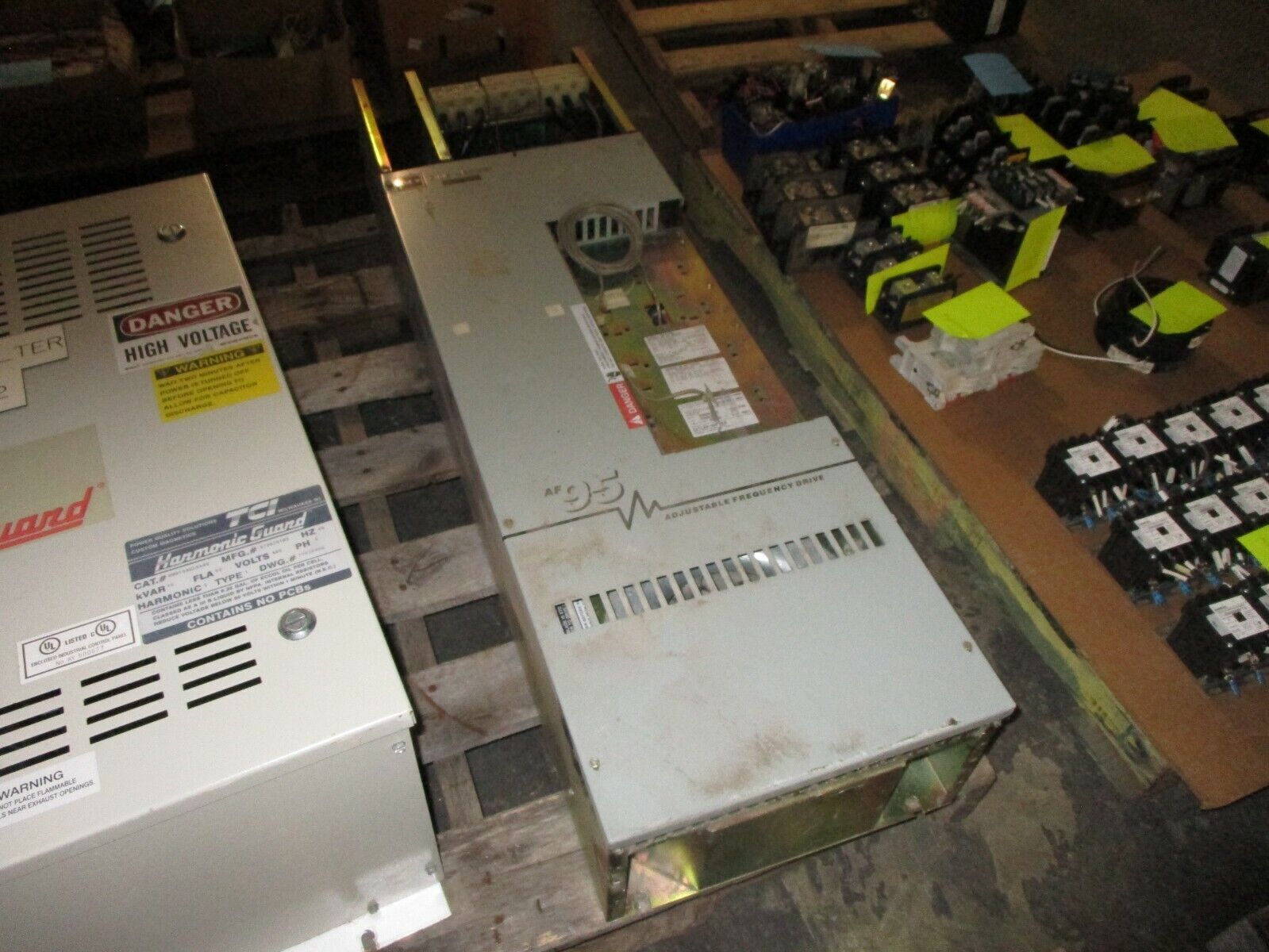 Cutler-Hammer Series 95 AF Drive AF95AN0C060CC1 60HP 3Ph Used