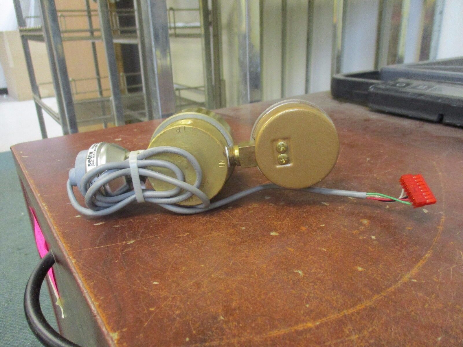 Harris Regulator With Setra Transducer & Gauge HP703-250P 209130PG2M2402 Used