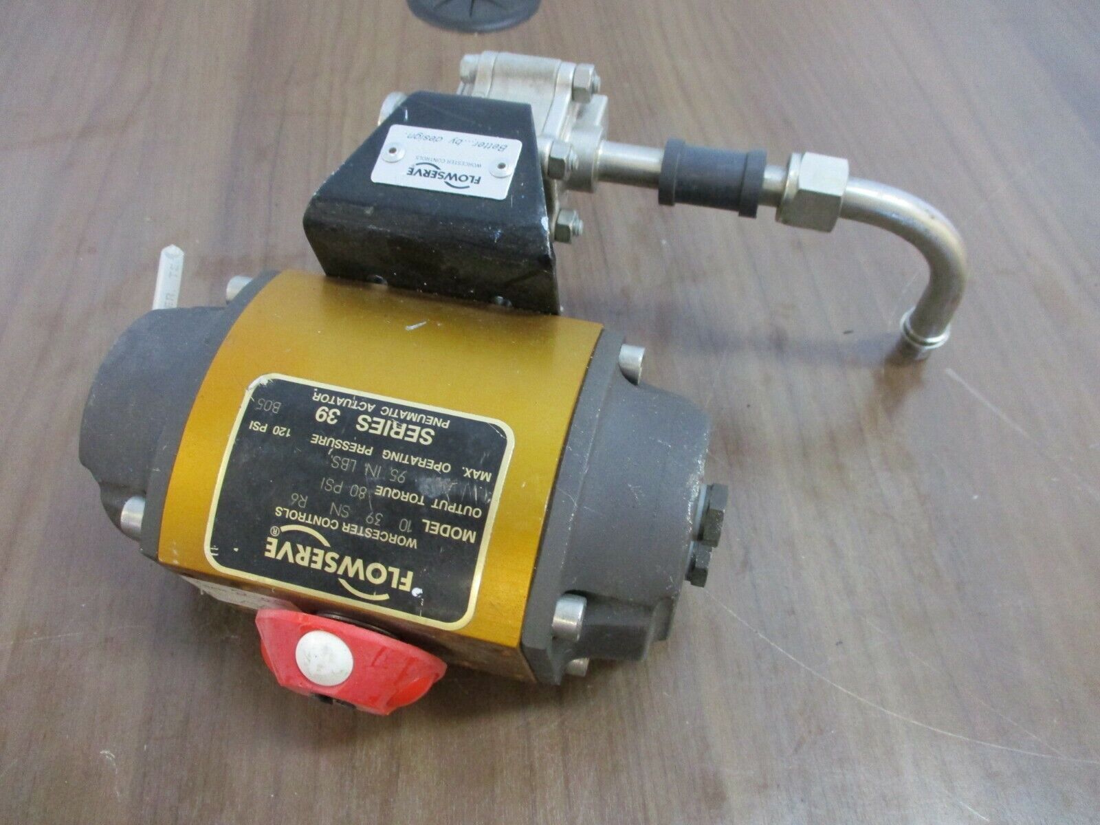 Flowserve, Series 39 Pneumatic Actuator, Part #: 10 39 SN R6 Used