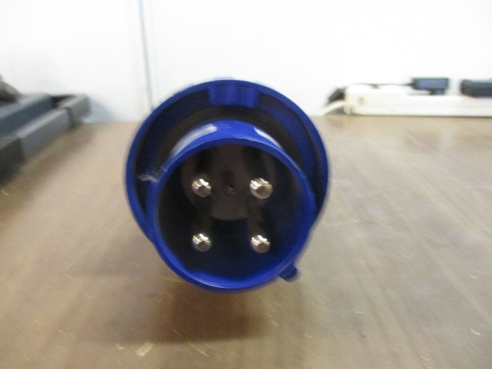 Scame Plug SCM460P9W 60A 250V 3P 4W Used