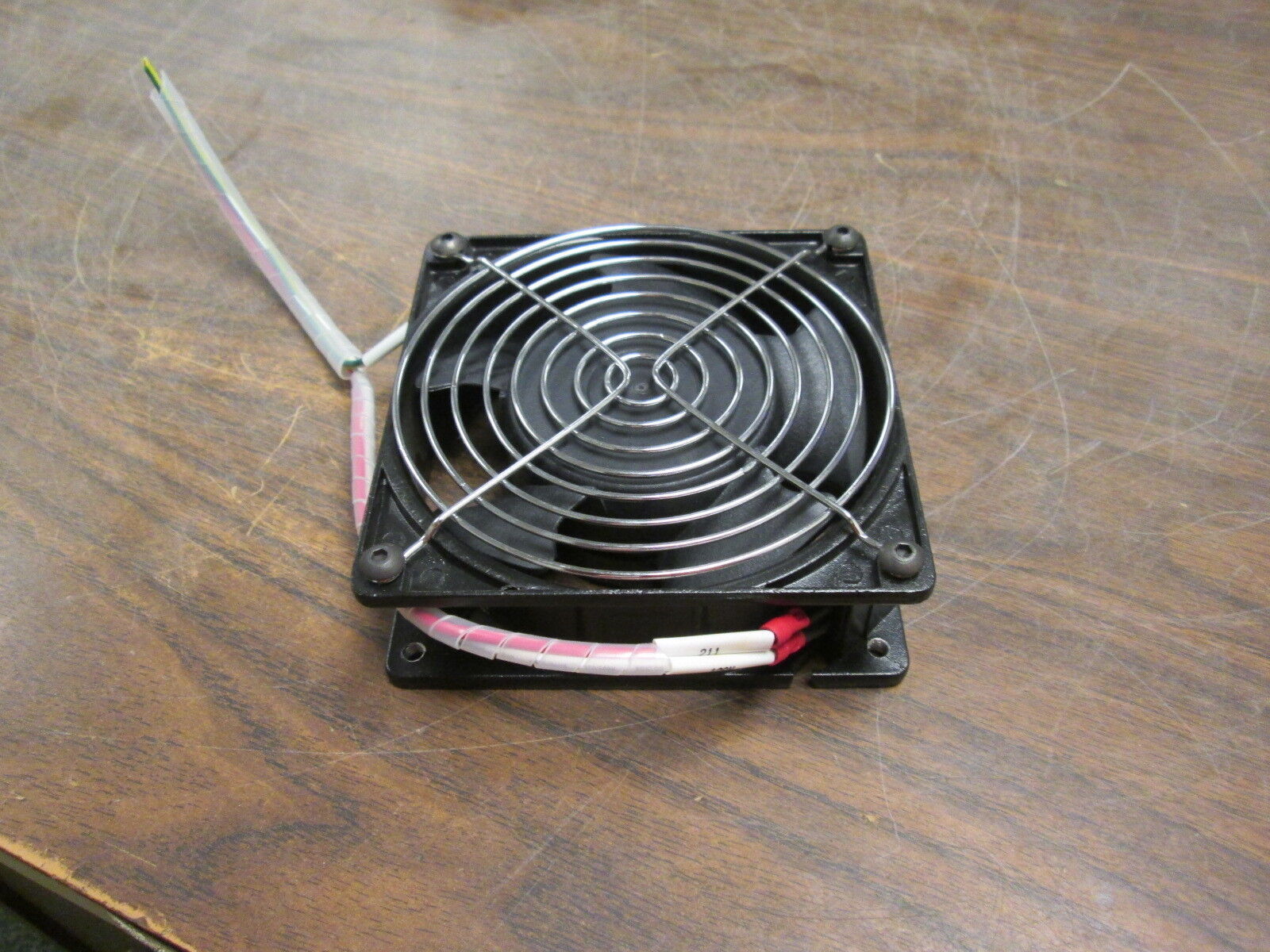 Toyo E.Z. Air Fan T30(T) 80/105CFM 220/240V 50/60Hz 2700/3000RPM Used