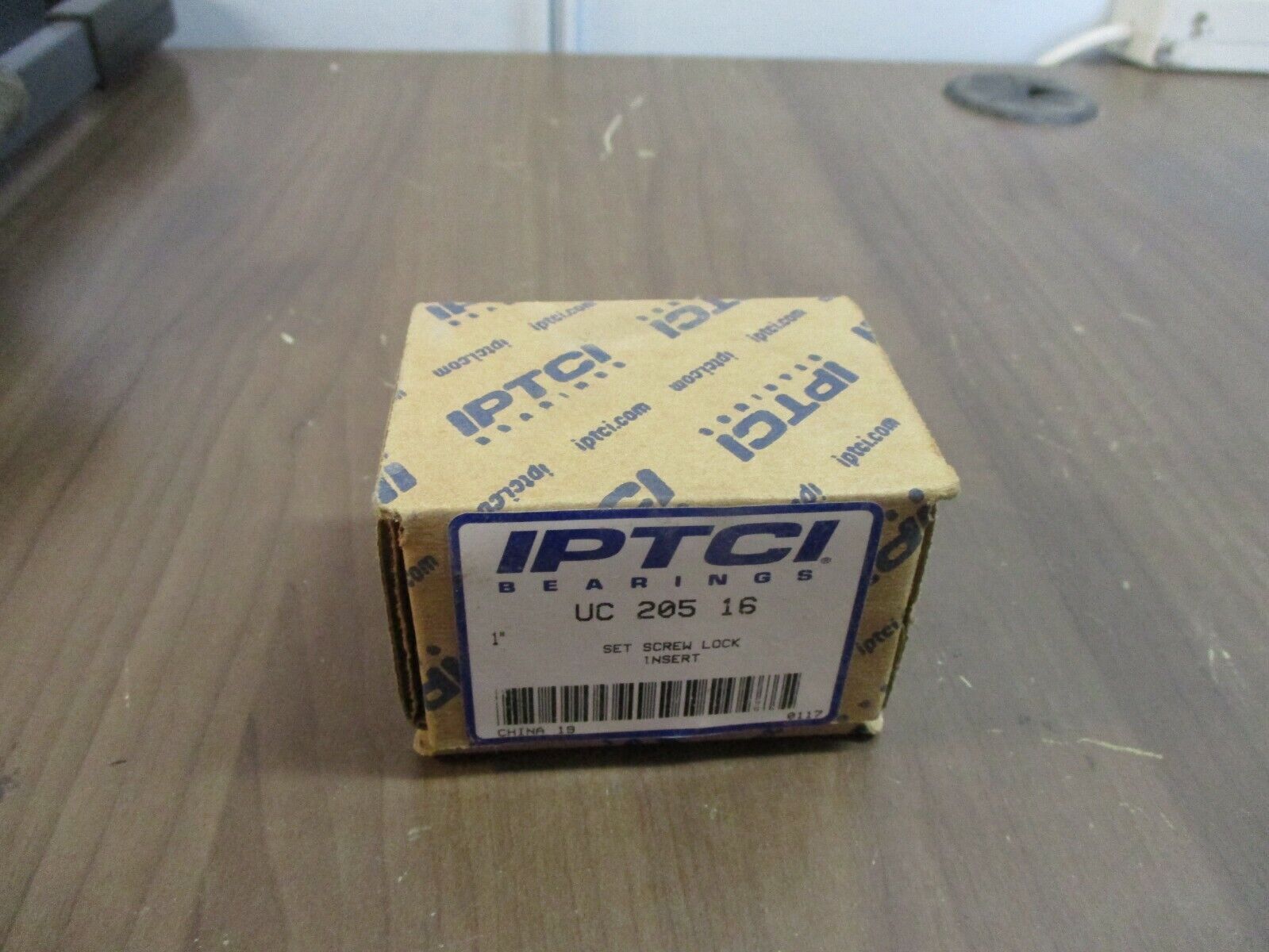 IPTCI Set Screw Lock Bearing Insert UC 205 16 New Surplus