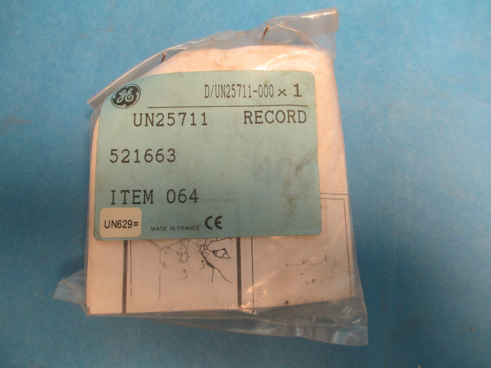 GE Record Circuit Breaker Lugs UN25711 / UN725711 New Surplus