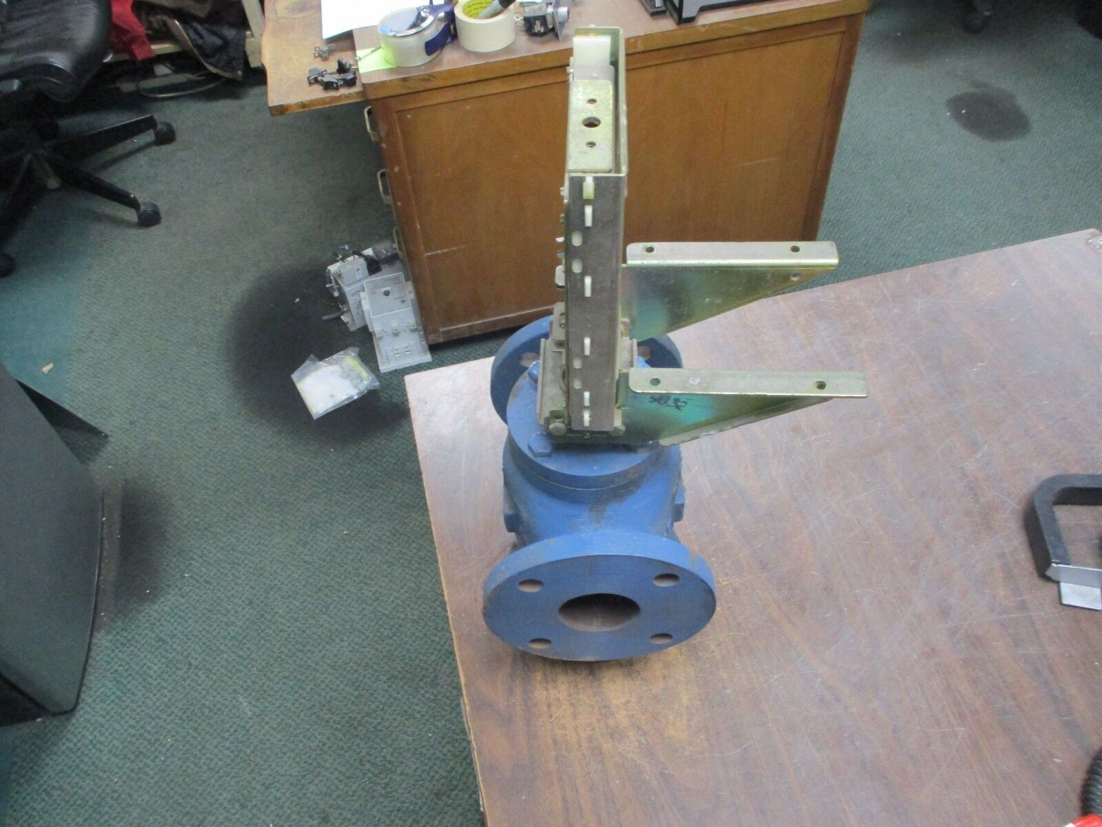 DeZURIK Valve 30673730-001 2-1/2" Used