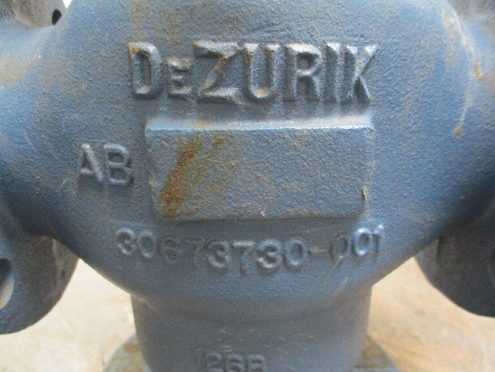DeZURIK Valve 30673730-001 2-1/2" Used