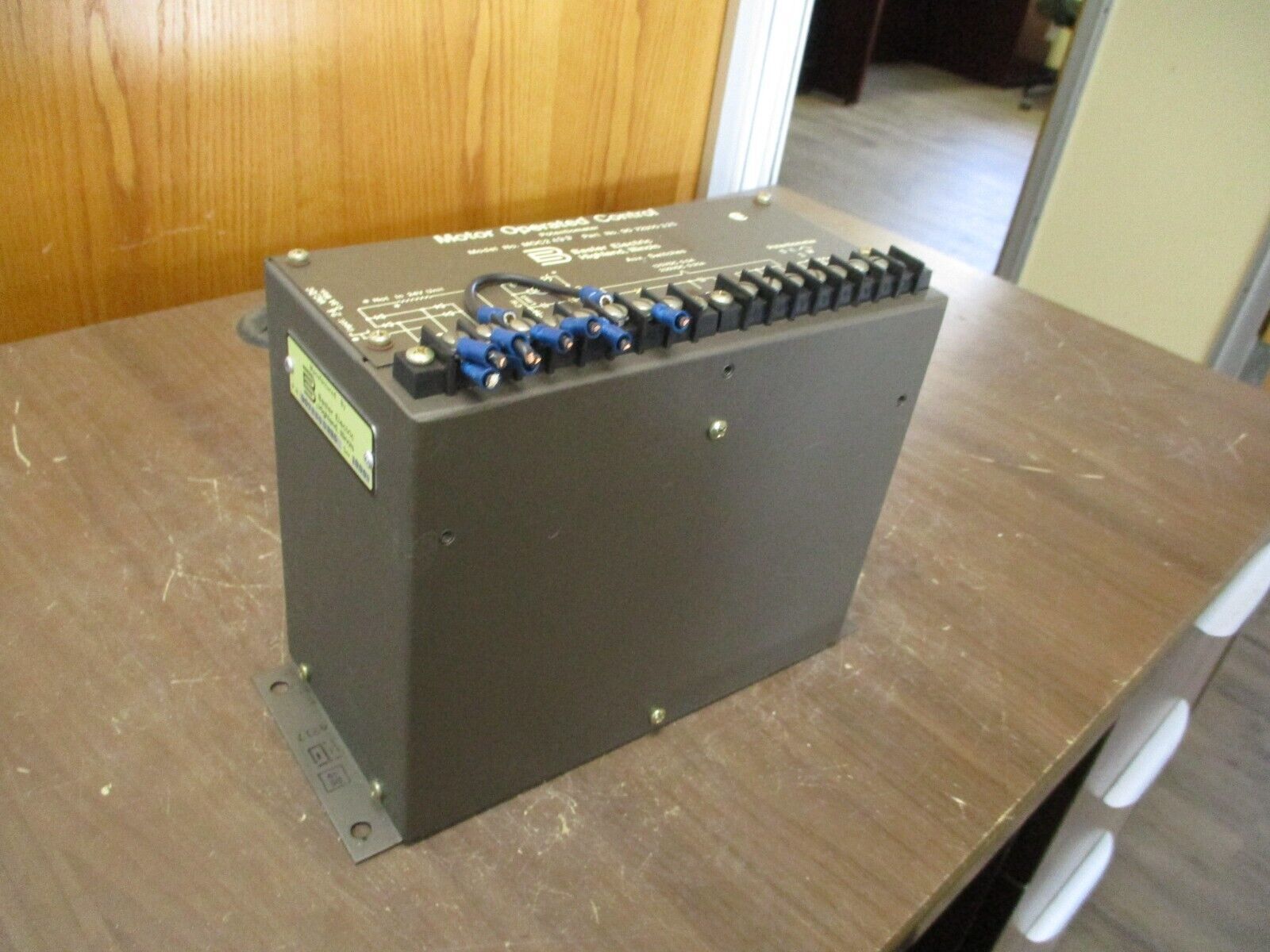 Basler Electric MOC2499 Motor Operated Control / Potentiometer 90 72300325 Used