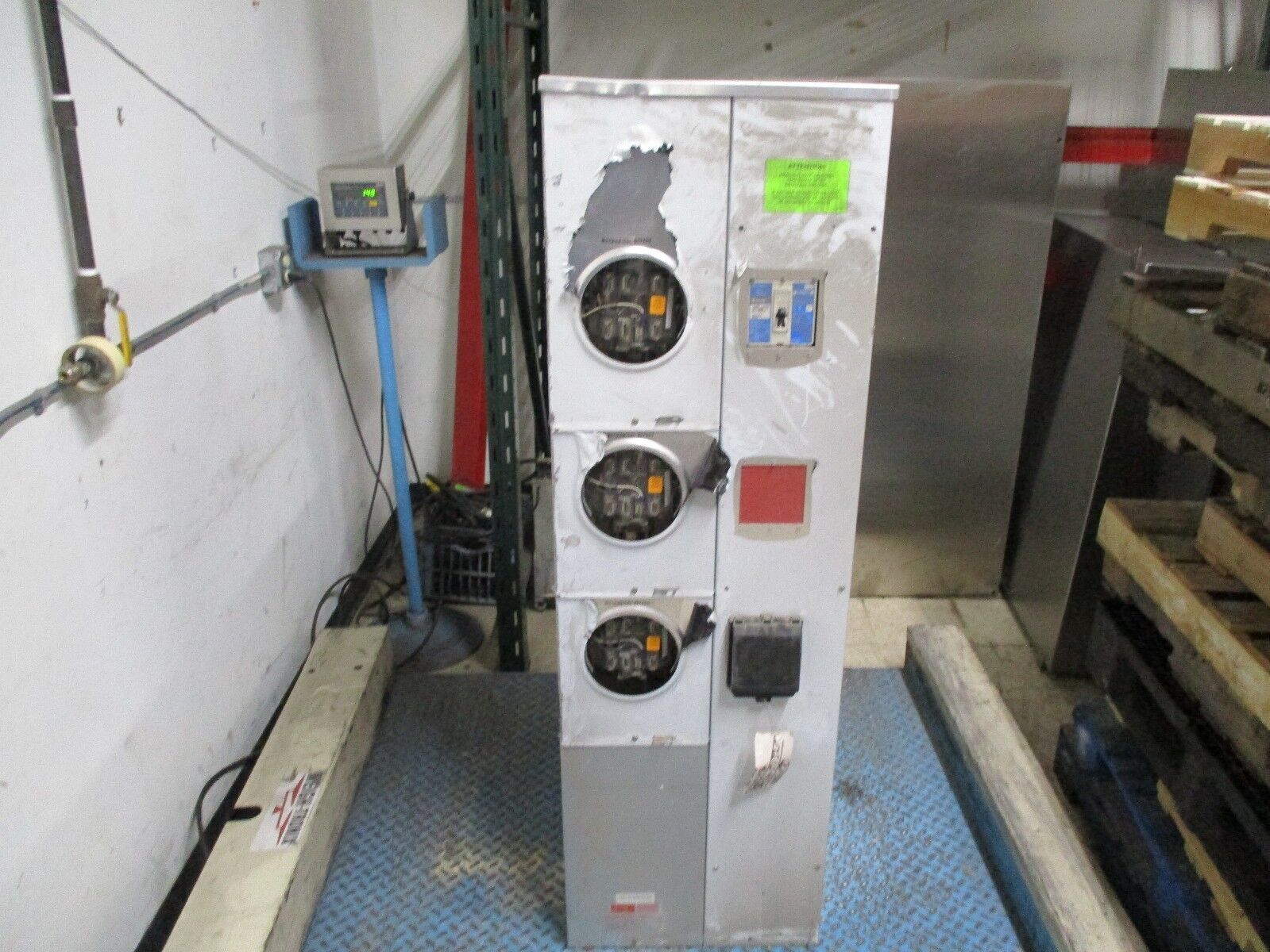 Erickson 3-Position Meter Stack CM87-3 3R Enclosure w/ Breaker ED3125 1200A Used