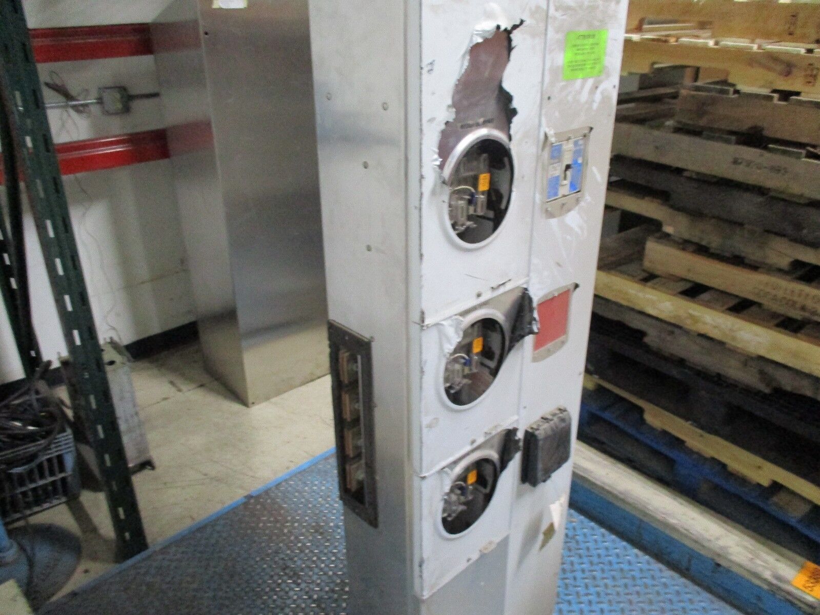 Erickson 3-Position Meter Stack CM87-3 3R Enclosure w/ Breaker ED3125 1200A Used