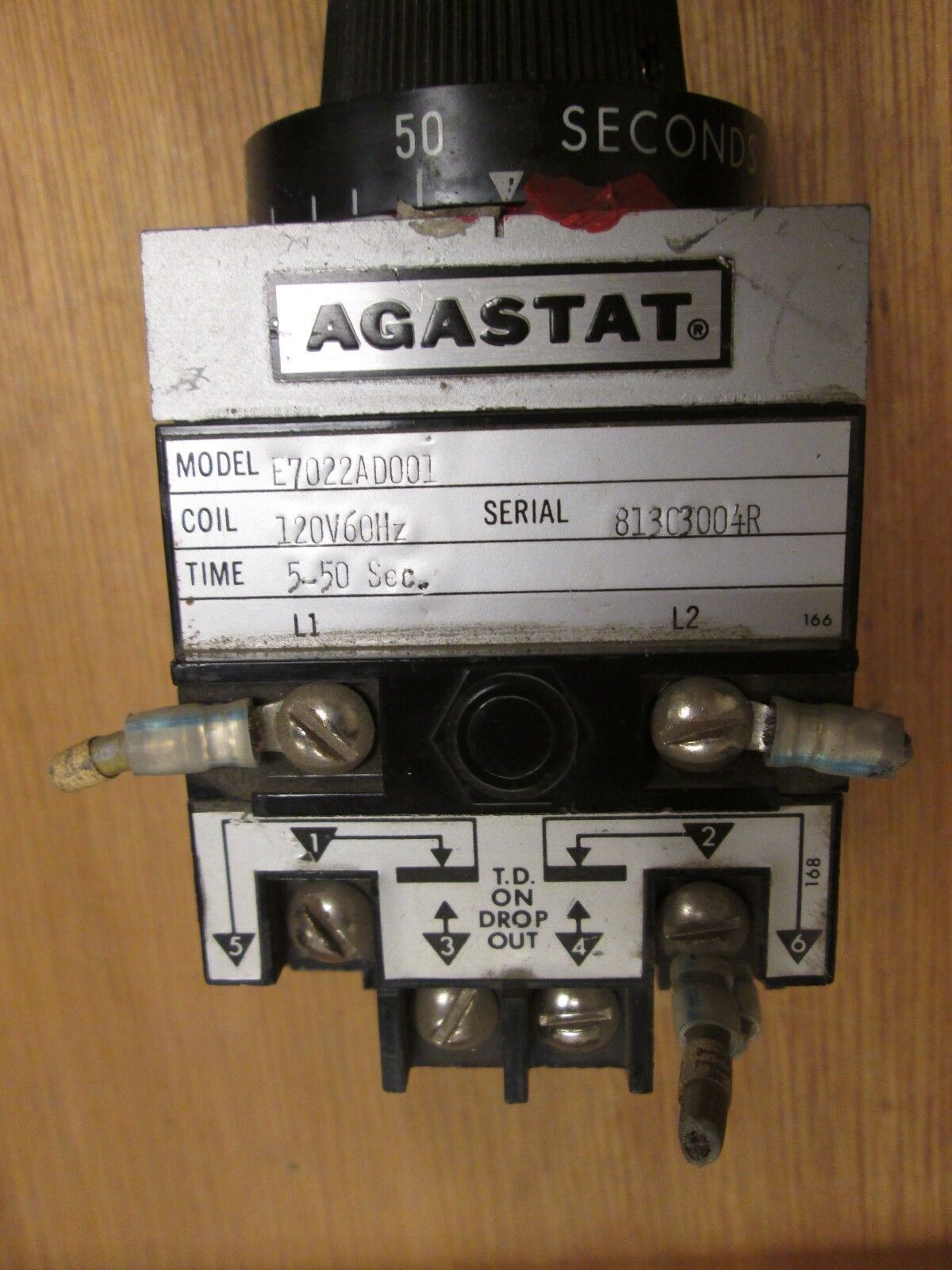 Agastat Timer E7022AD001 Range 5-50 secs 120V coil 60Hz Used