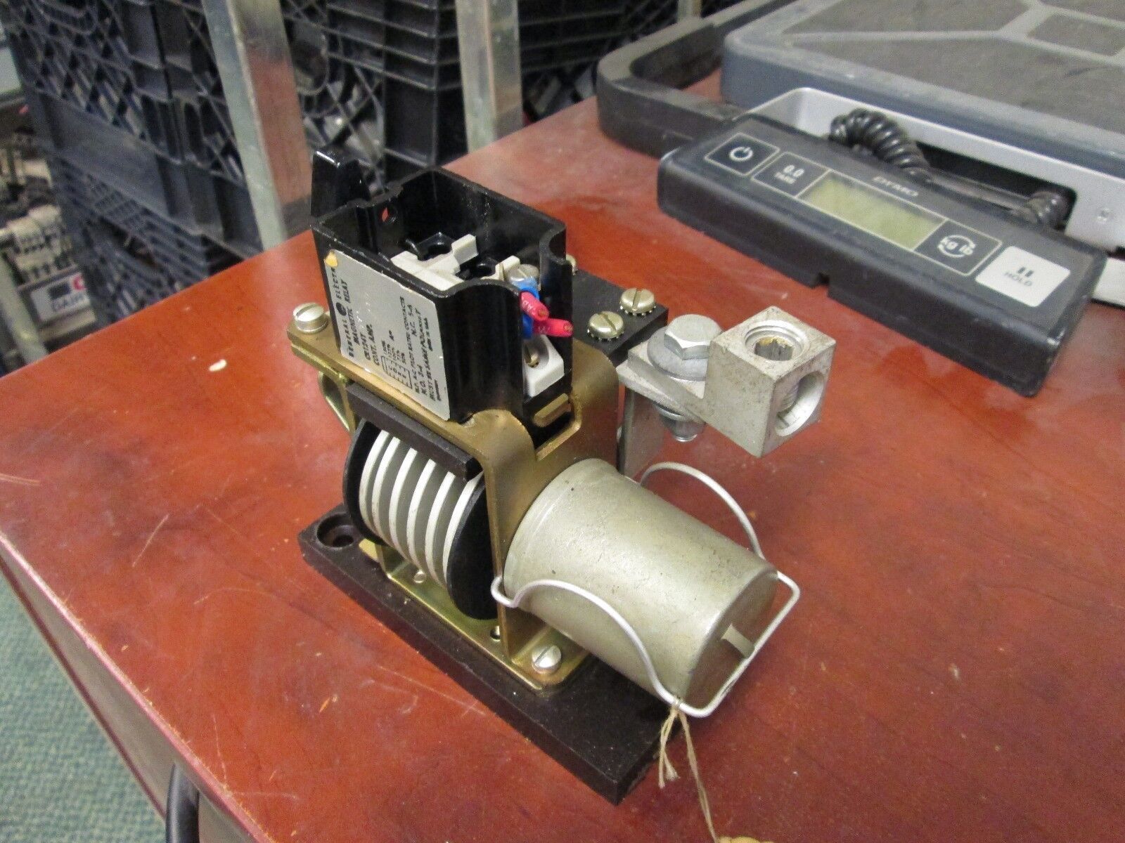 GE Magnetic Relay CR124Y0Y1 210A Used