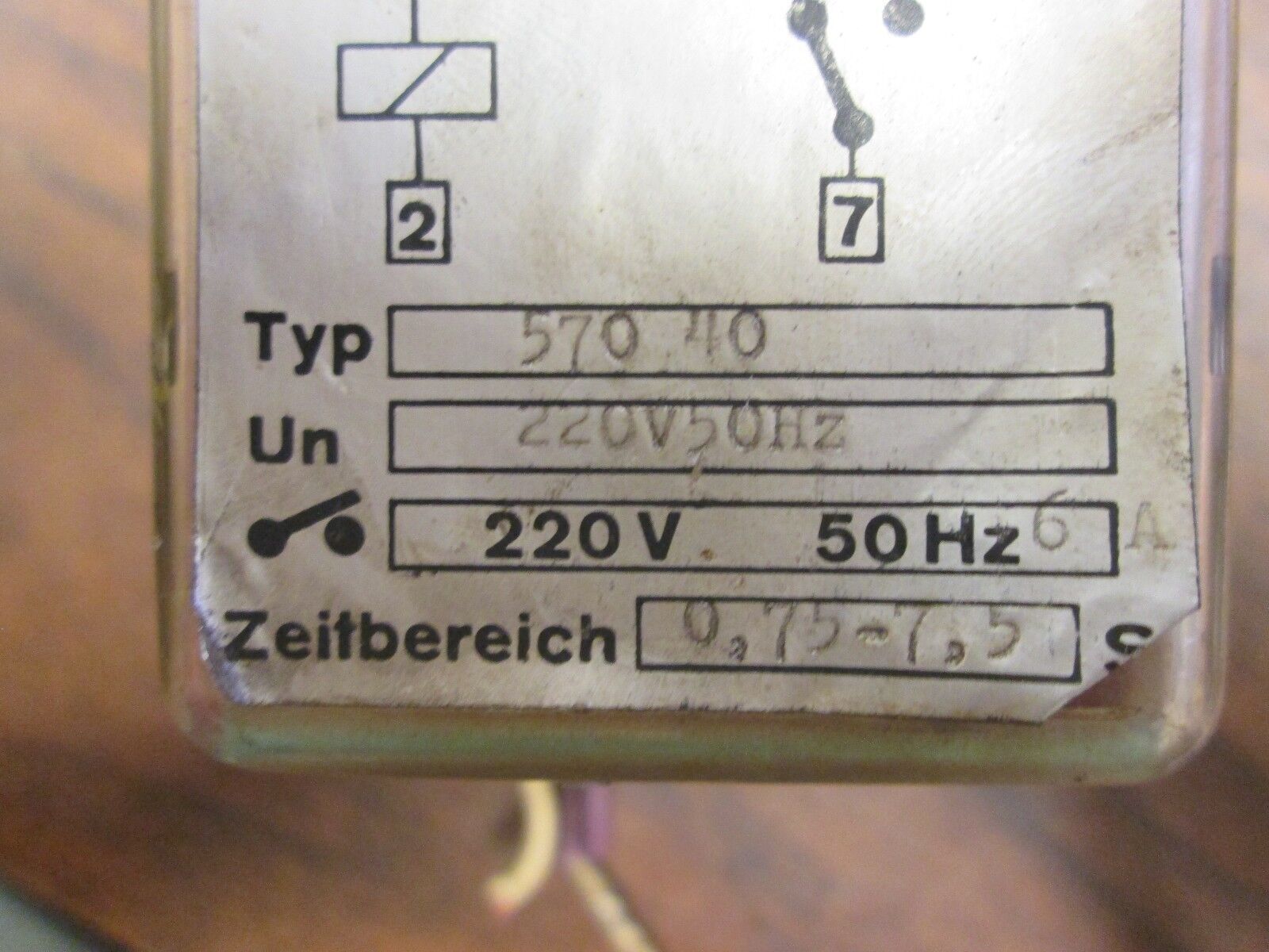 Eberle & Co Timer 570 40 Range: 0.75-7.5 Sec 220V@50Hz Used