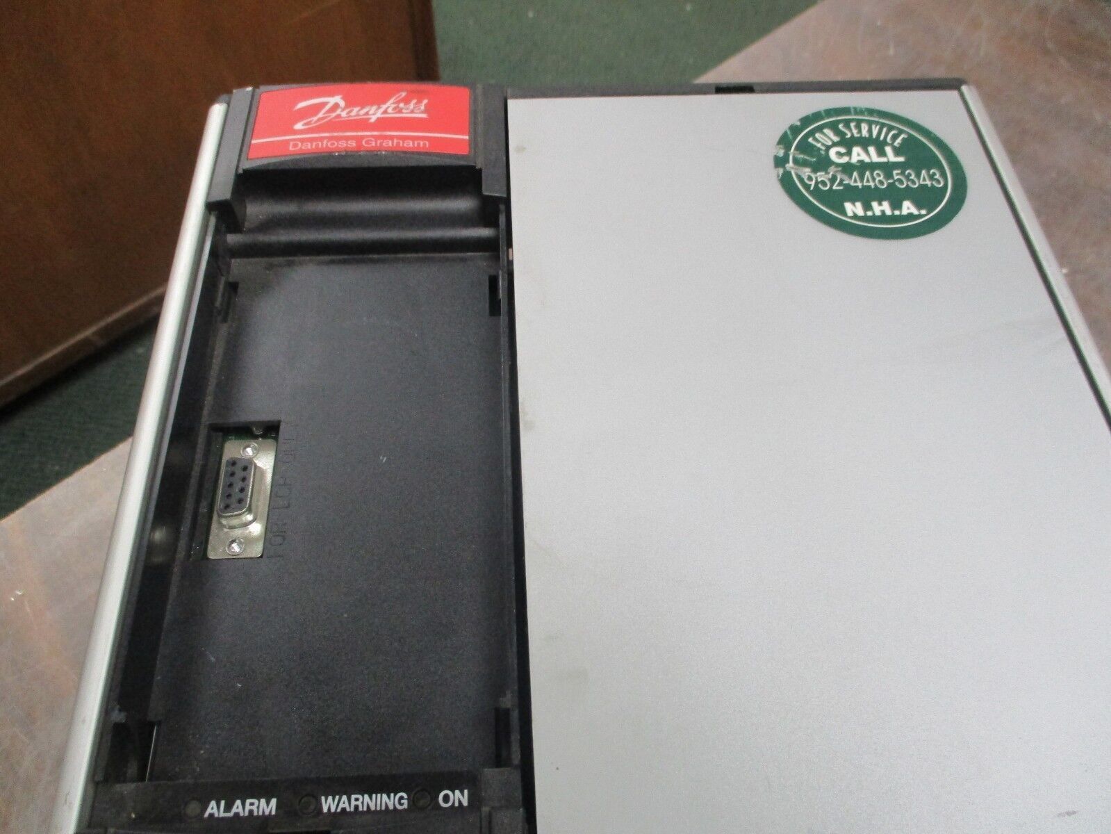 Graham VLT 6000 AC Drive 175Z7284 5.0HP *Broken Cover Bracket* Used