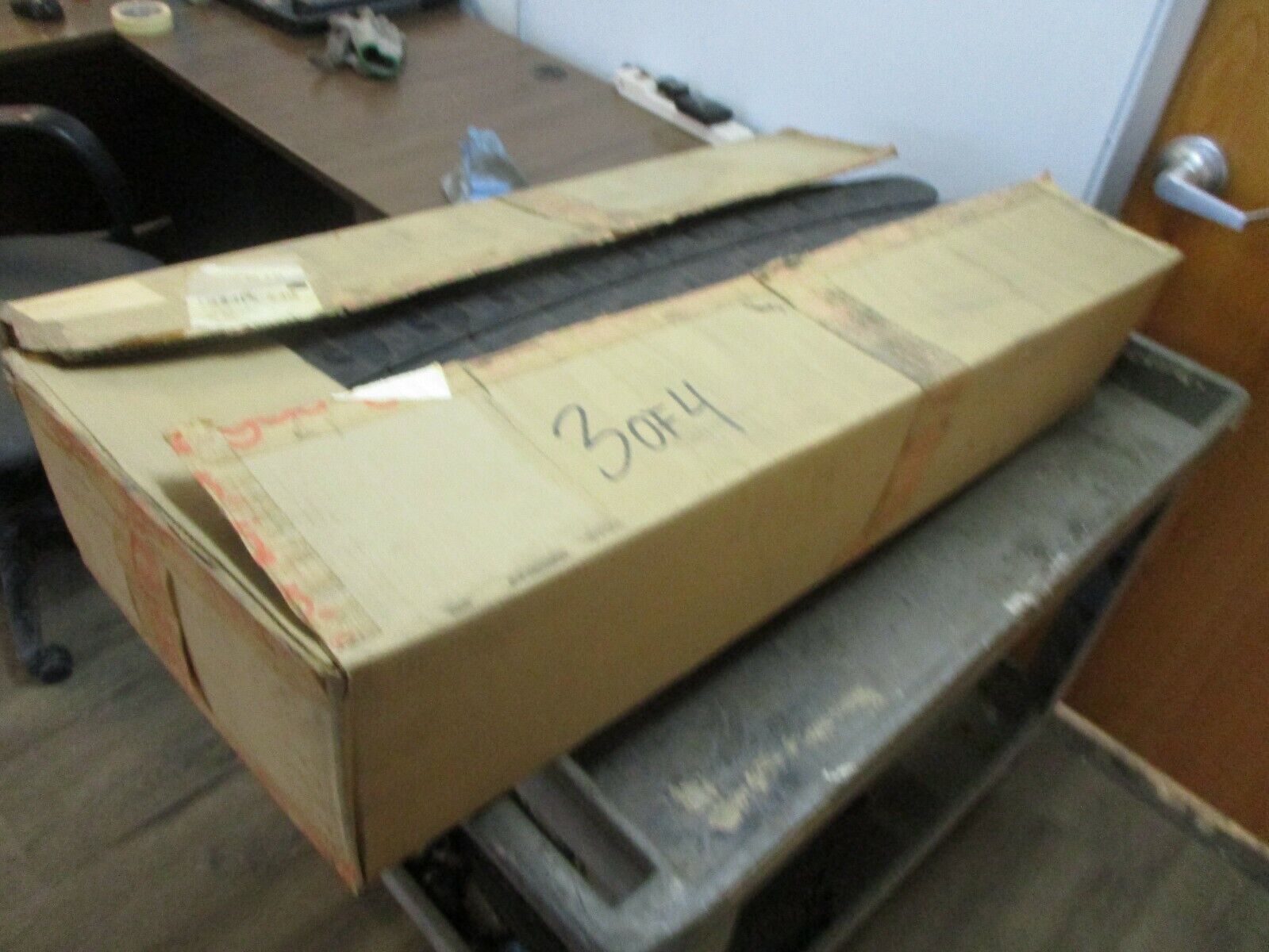 Igus Energy Chain 142.01.200 Length: 12ft New Surplus