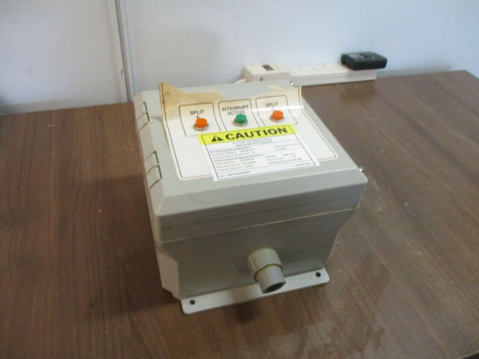 Automated Environments VSC Interrupt A/B Split Control VSCI-1/L Used