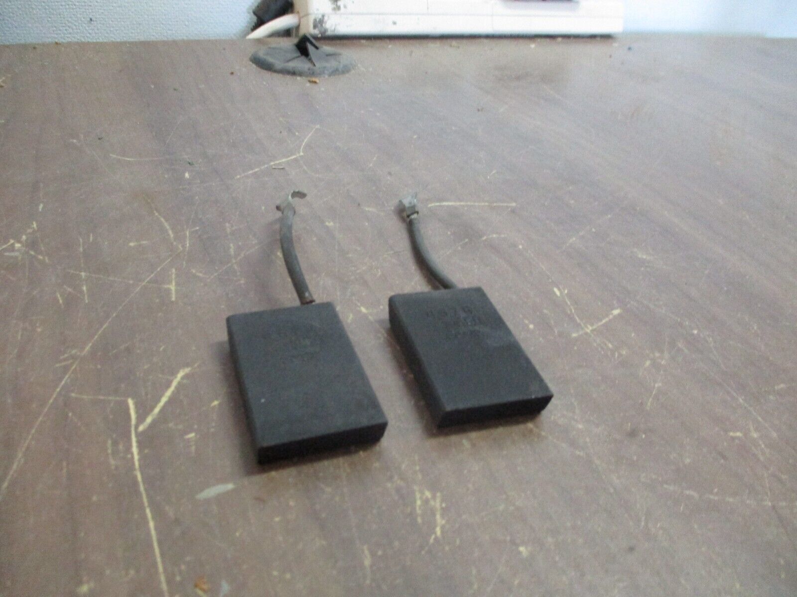 Airco Speer Carbon Brush 4674 *Lot of 2* *No Box* New Surplus