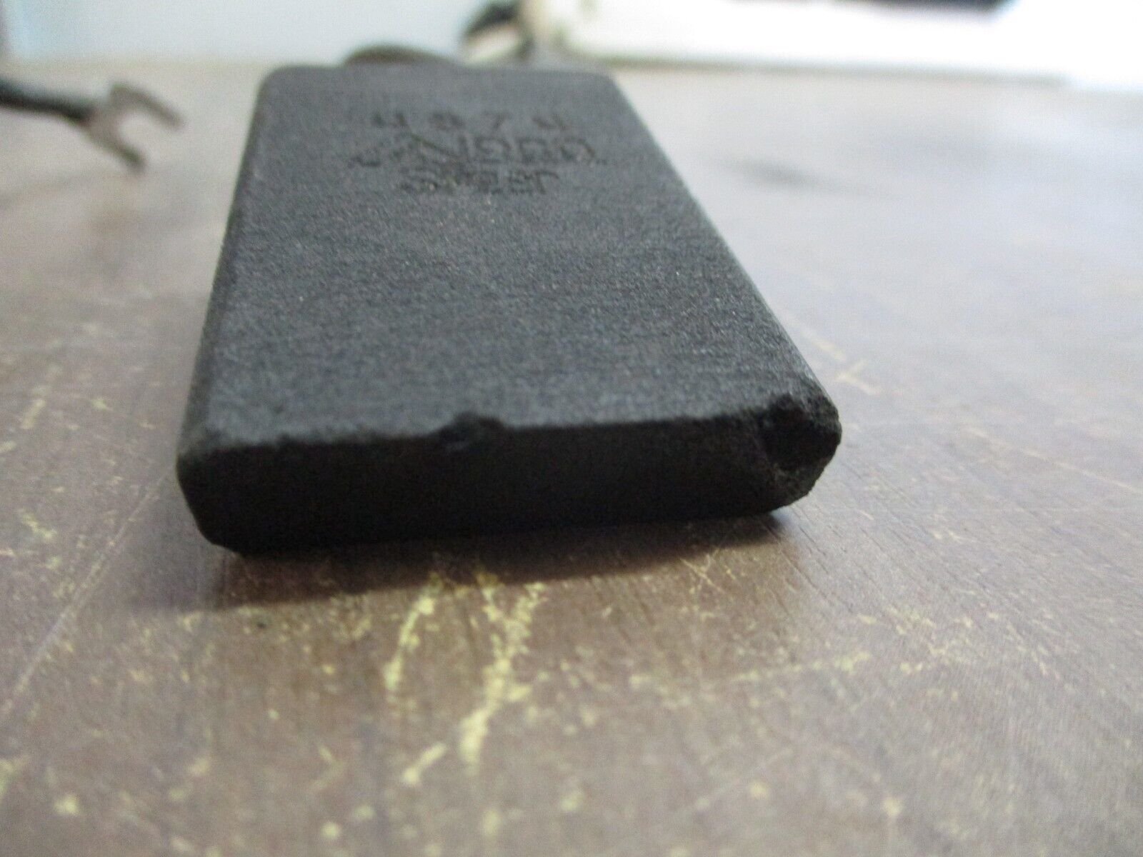 Airco Speer Carbon Brush 4674 *Lot of 2* *No Box* New Surplus