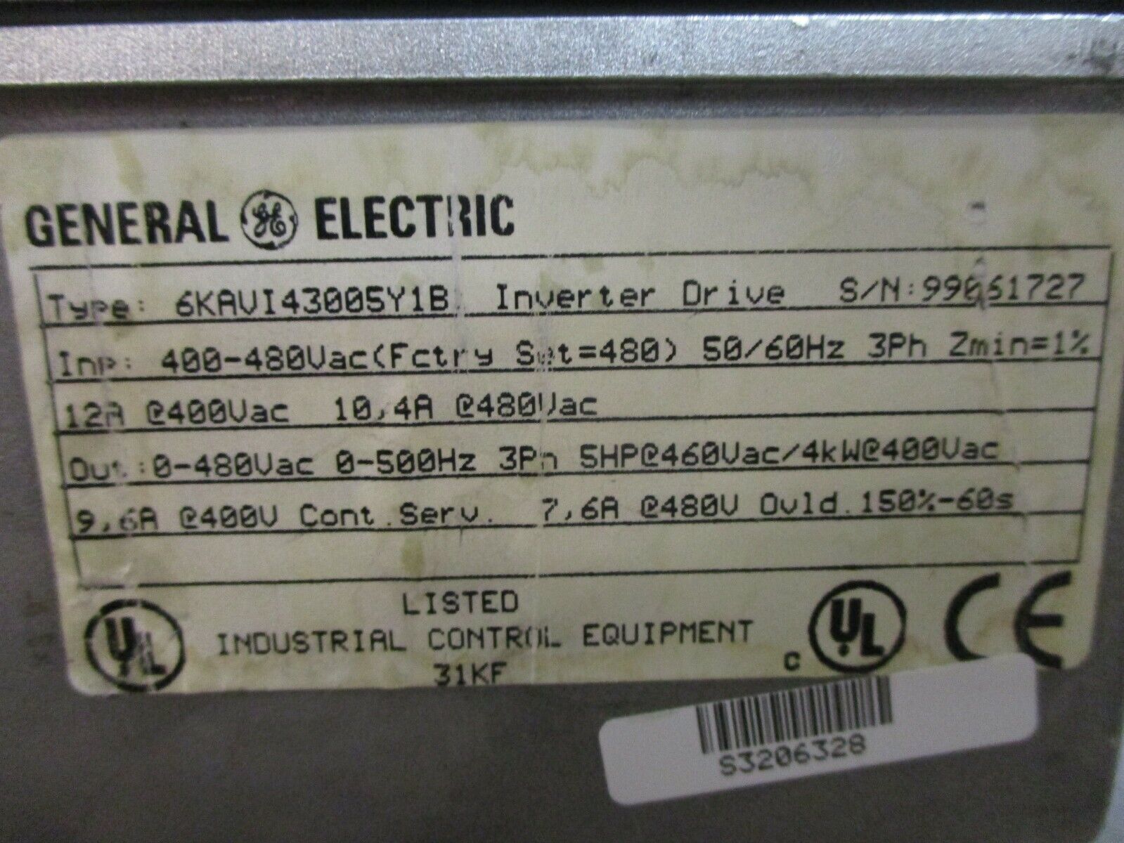 GE AC Drive 6KAVI43005Y1B 5HP 3Ph w/ Keypad *Chipped Corner* Used