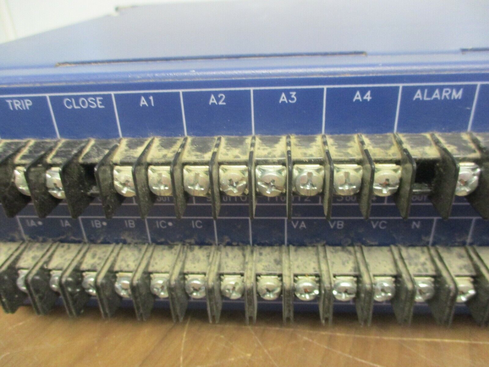 SEL Model SEL-251 Distribution Relay 251000-4556UHGB Logic Input: 125VDC Used