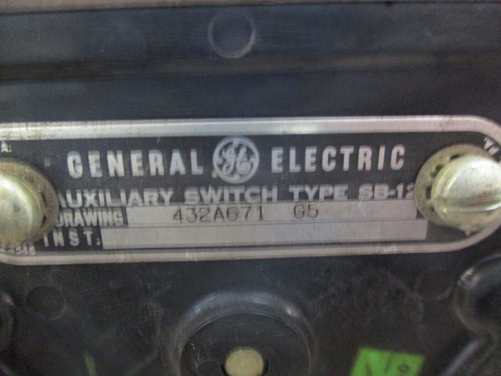 GE Type SB-12 Auxiliary Switch 432A671 G5 Used
