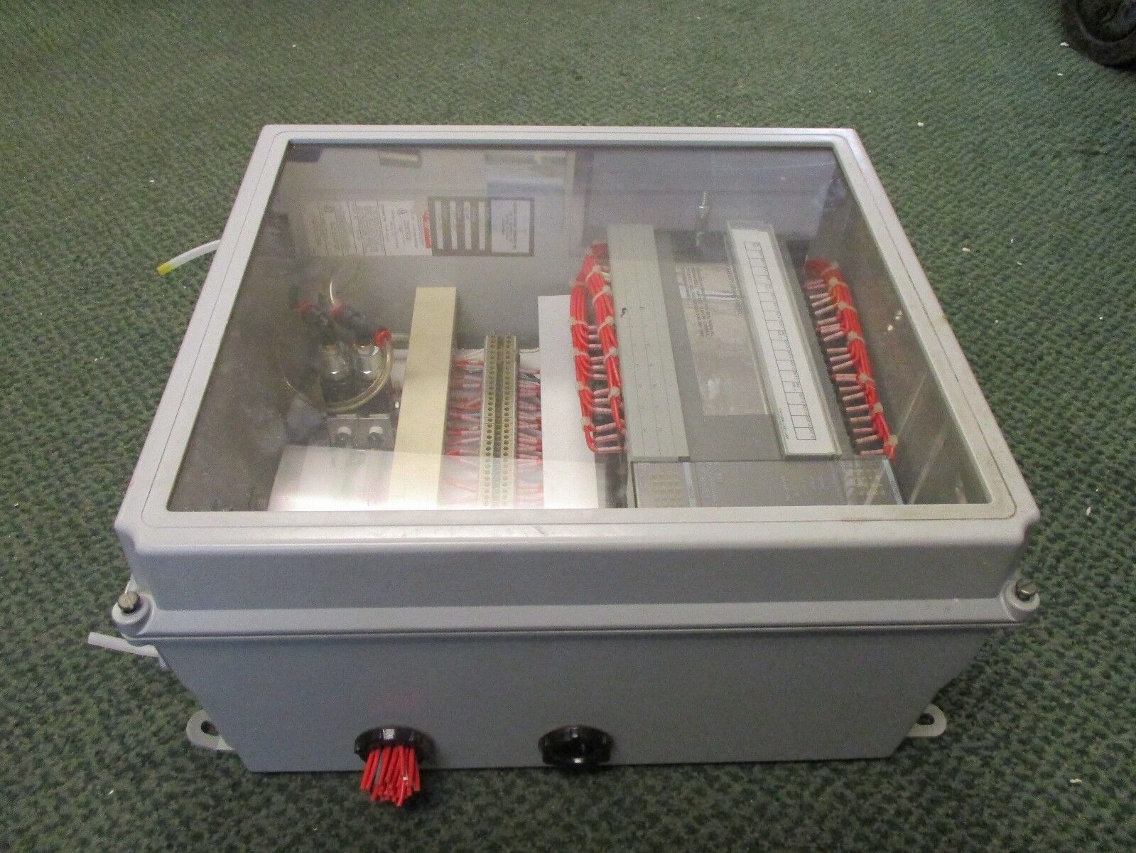 Custon Control Products Enclosed Controller 5067-P 115VAC Used