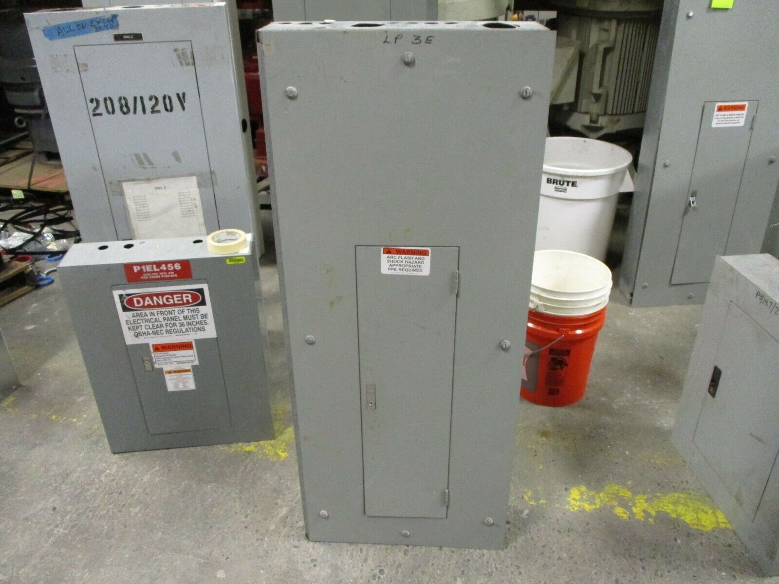 Westinghouse Main Breaker Circuit Breaker Panel MP-83420 225A Max 208Y/120 3Ph