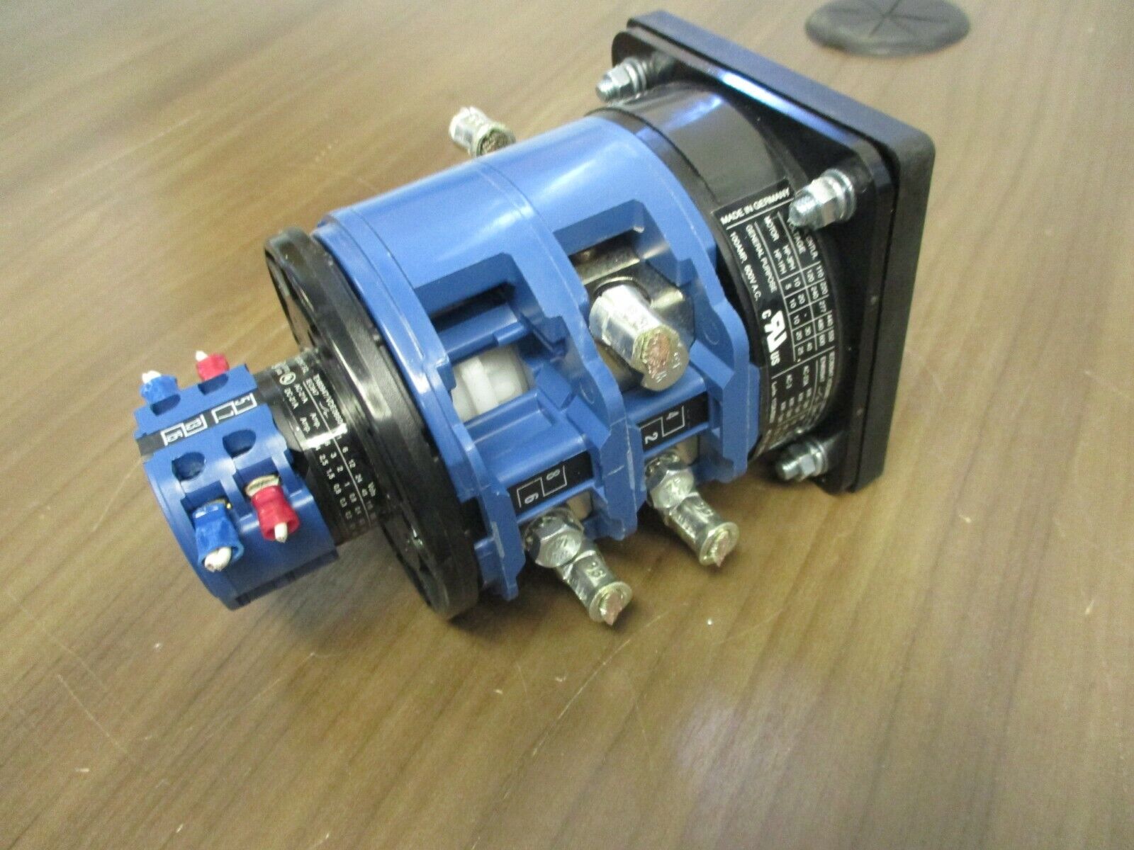 Kraus & Naimer Bypass Rotary Switch C80-6 100A 600V Used