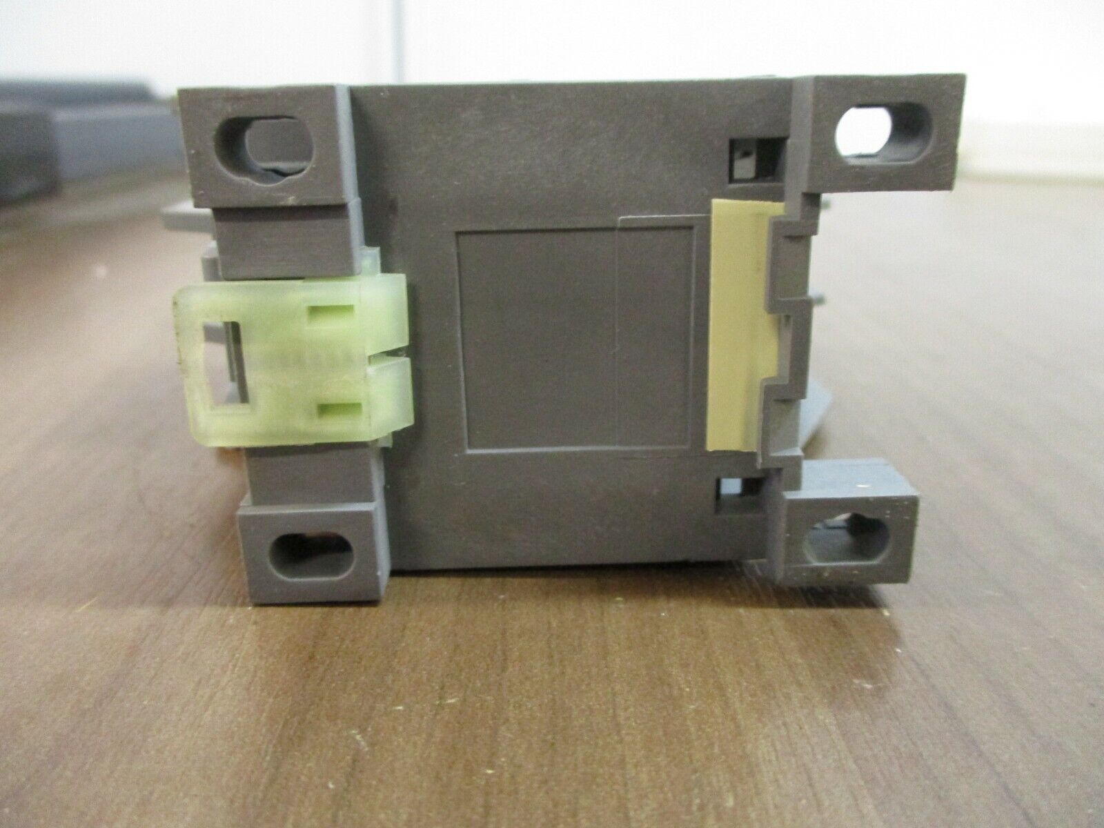 ABB Overload Relay TA25 DU 10-14A 600V 3P Used