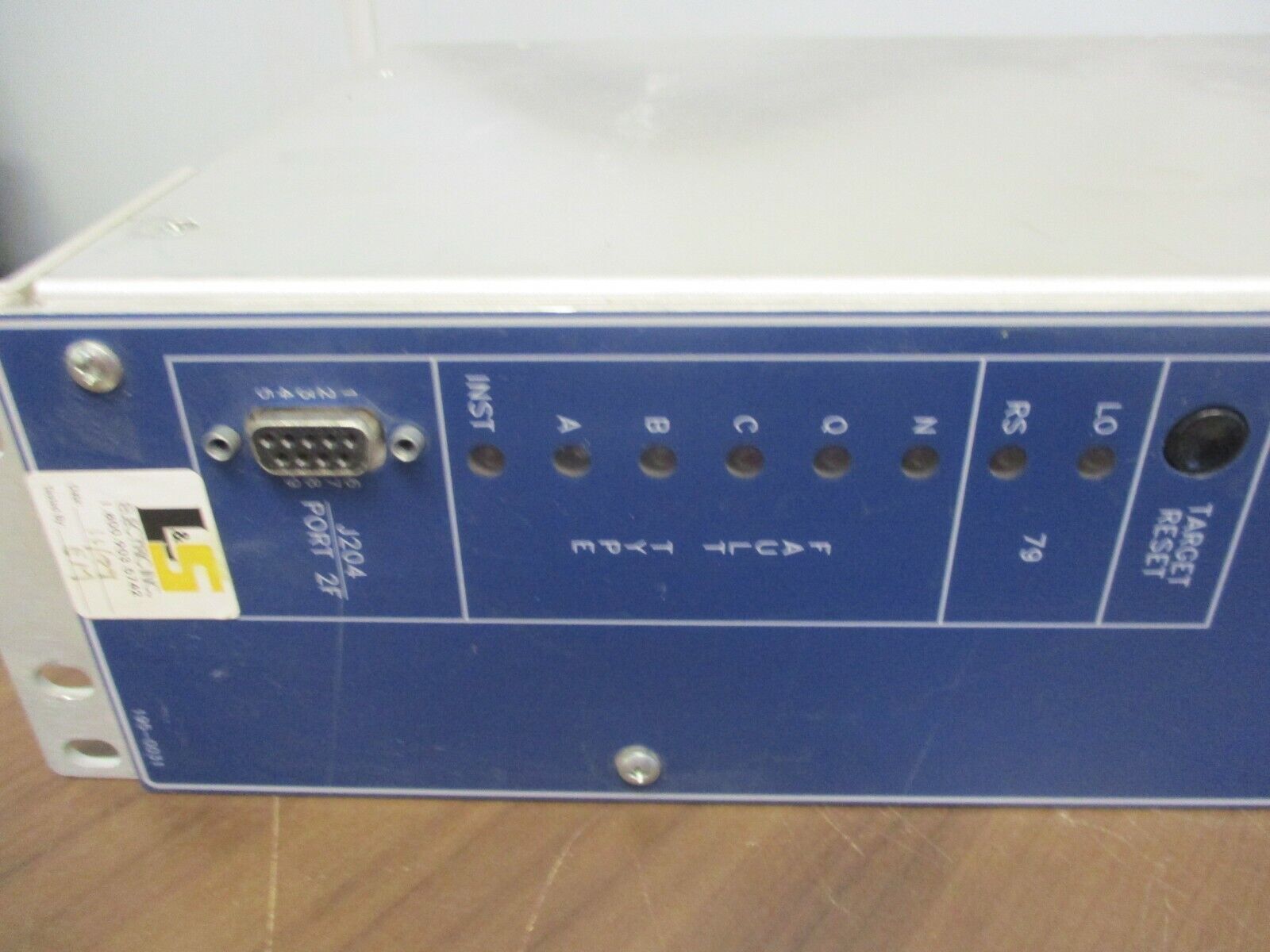 SEL Model SEL-251 Distribution Relay 251000-4556UVGB Power Supply:125VAC/DC Used
