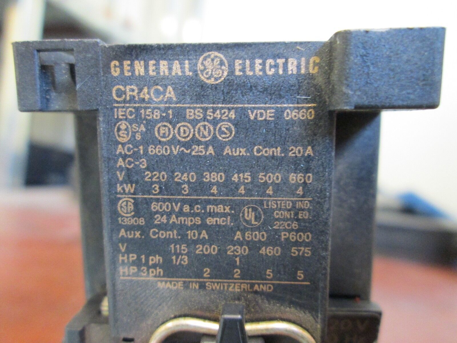 GE Starter CR4CA-10 CR4G1WH 1.6-2.5A 120V Used