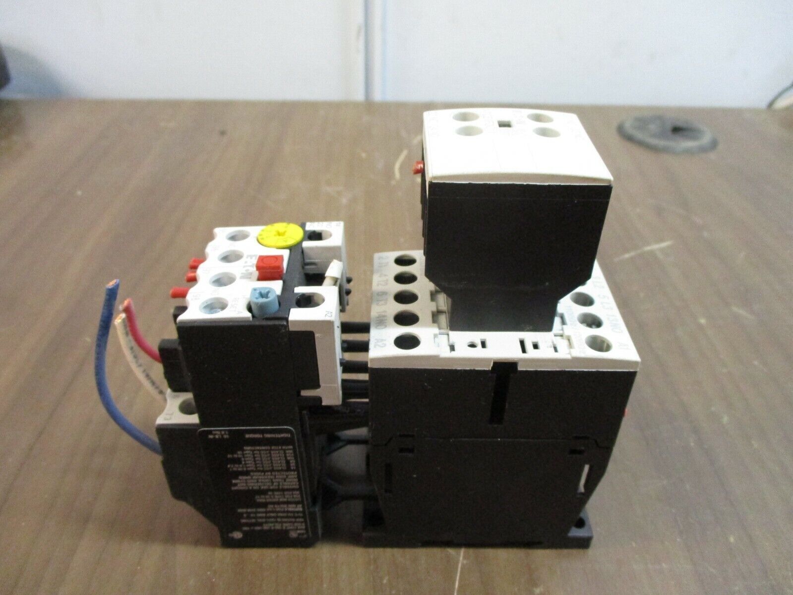 Eaton Starter XTCE007B10 / XTOB006C1 120V Coil Trip: 4-6A w/ Aux Contact Block