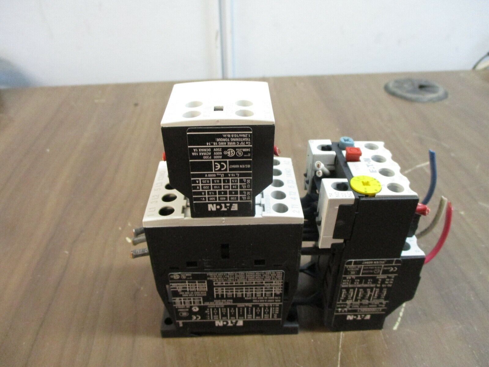 Eaton Starter XTCE007B10 / XTOB006C1 120V Coil Trip: 4-6A w/ Aux Contact Block