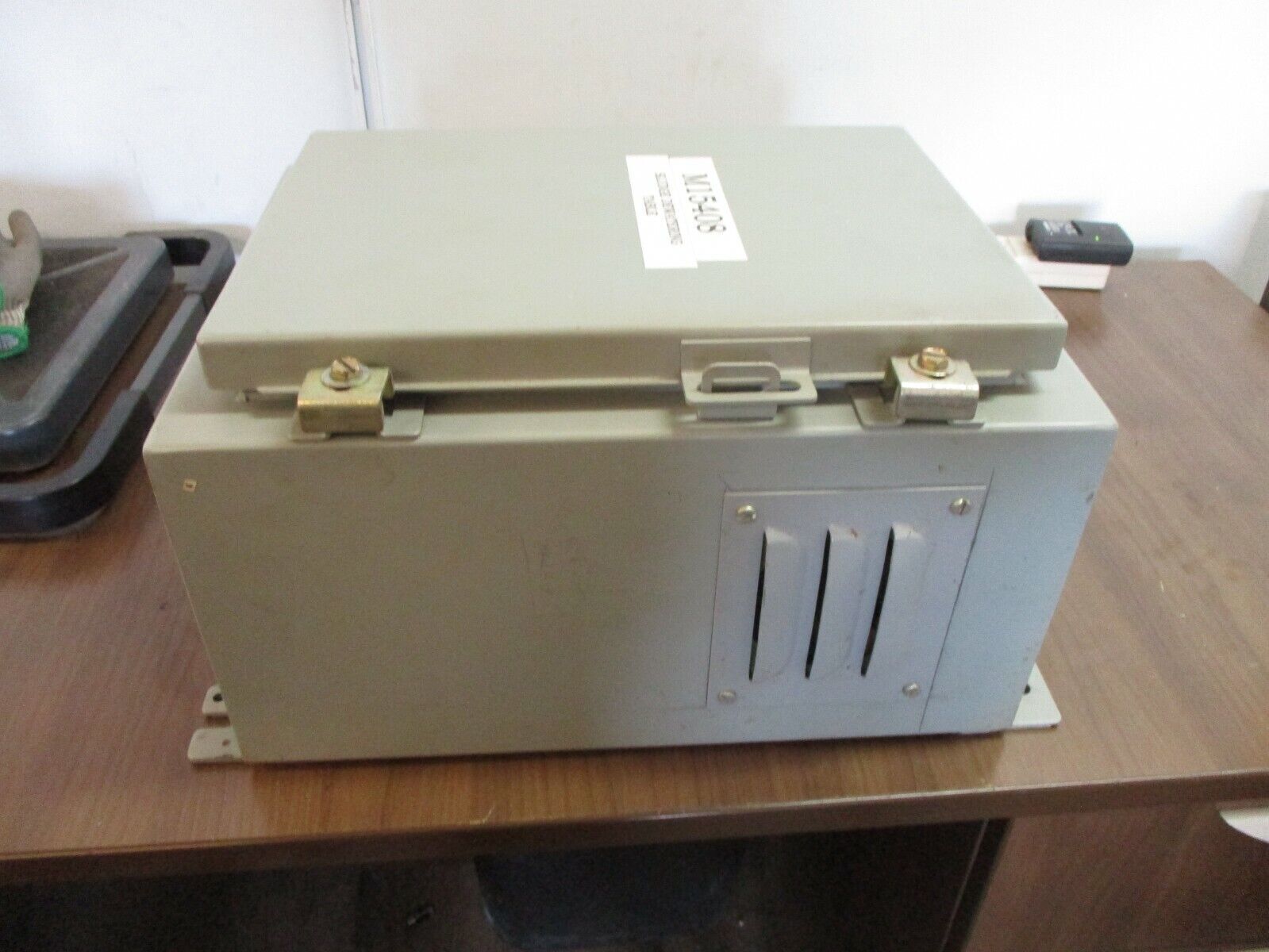 Hoffman Type 12,13 Enclosure A-161208LP Size: 16" x 12" x 8" Used