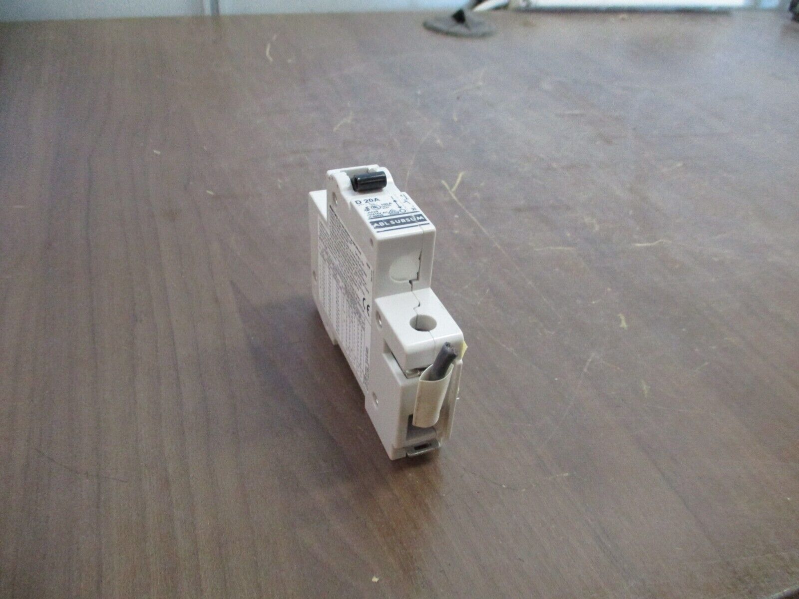 ABL Sursum Circuit Breaker 1DU20 20A 277V 1P Used