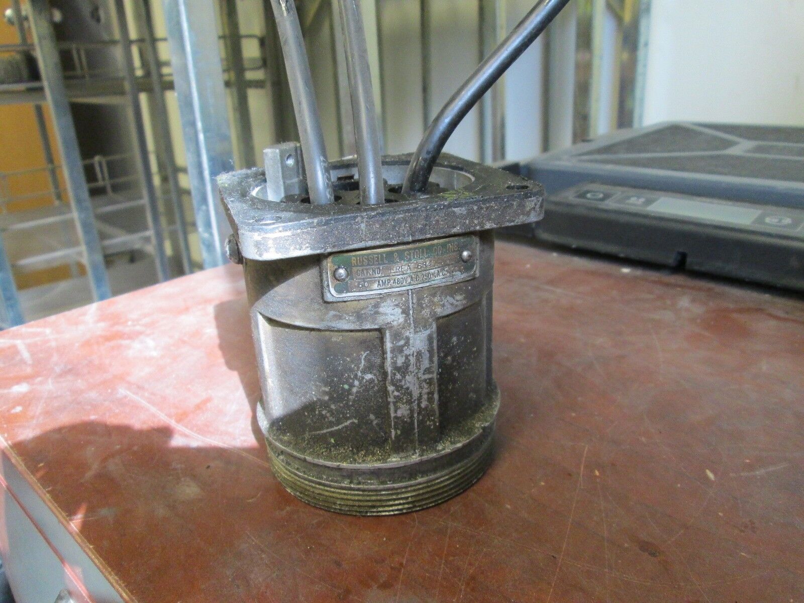 RussellStoll Receptacle LRFA634 60A 480V 4W 3P Used