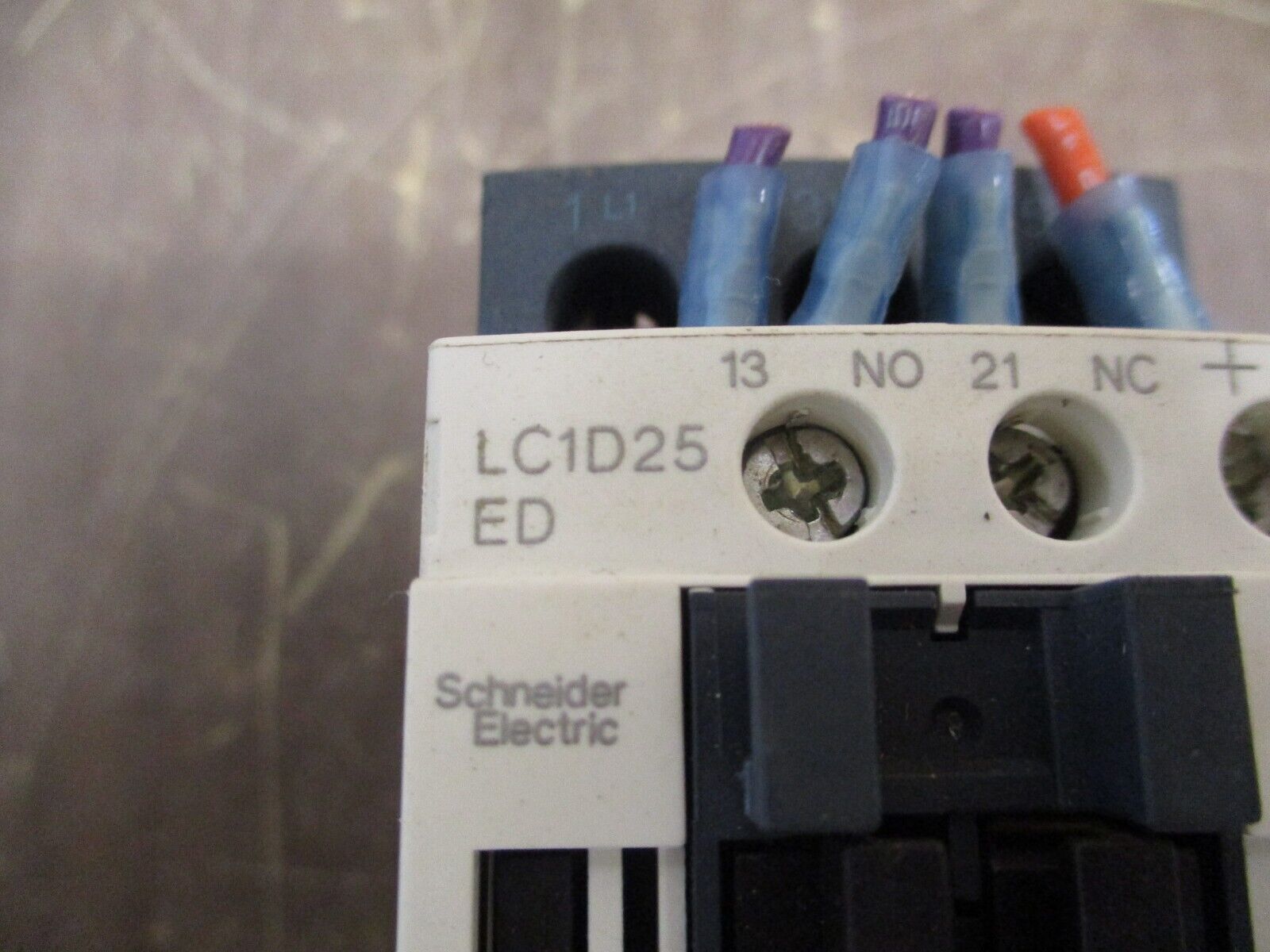 Schneider Electric Contactor LC1D25ED 48VDC Coil 25A Used
