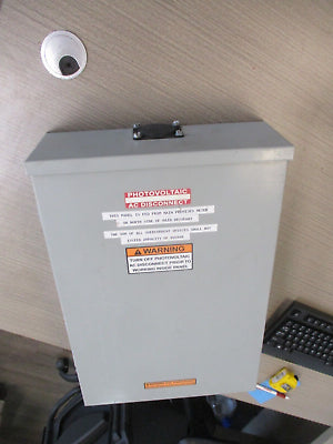 Eaton 3R Load Center CH22B100R 125A 120/240V 24-Slot