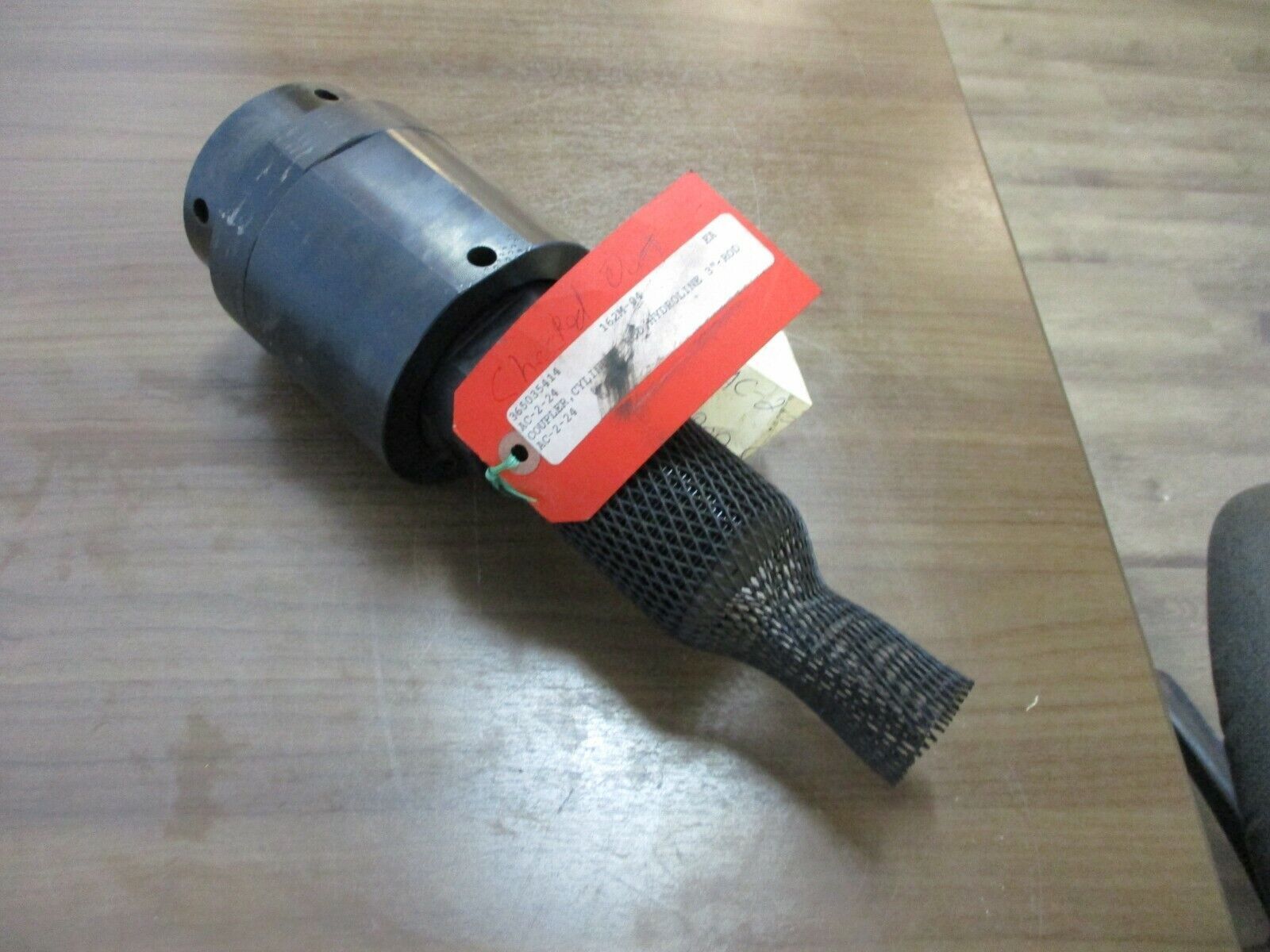 Eaton Hydraulics, Coupler, part#:AC-2-24, 3" rod, used