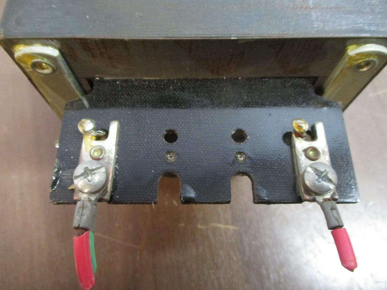 Square D Control Transformer 9070 E0-4 Ser. B 0.300kVA Pri: 240/480V Sec: 120V