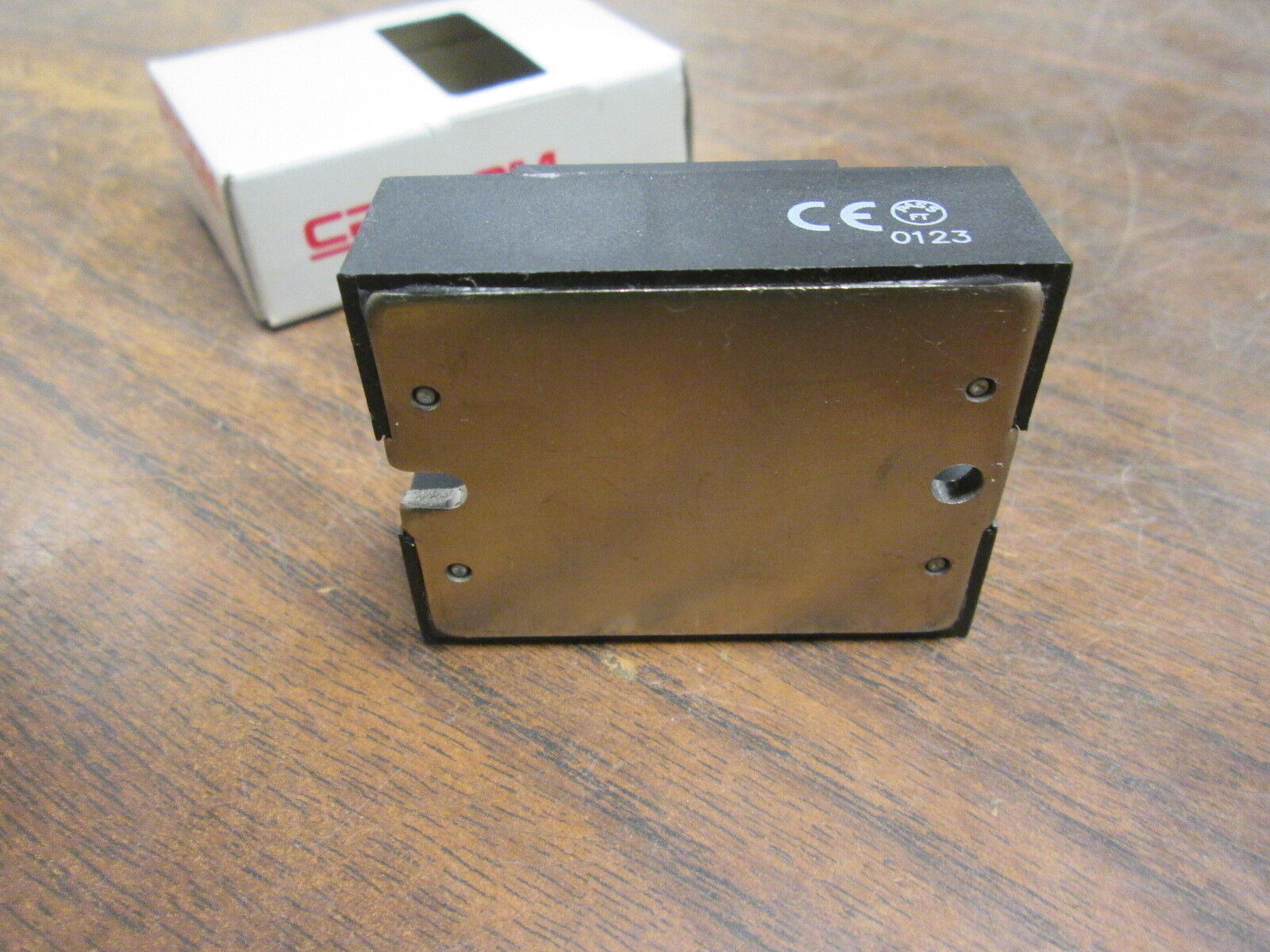 Crydom Solid State Relay A4825 Input:9-280VAC Output:280/480VAC 25A New Surplus