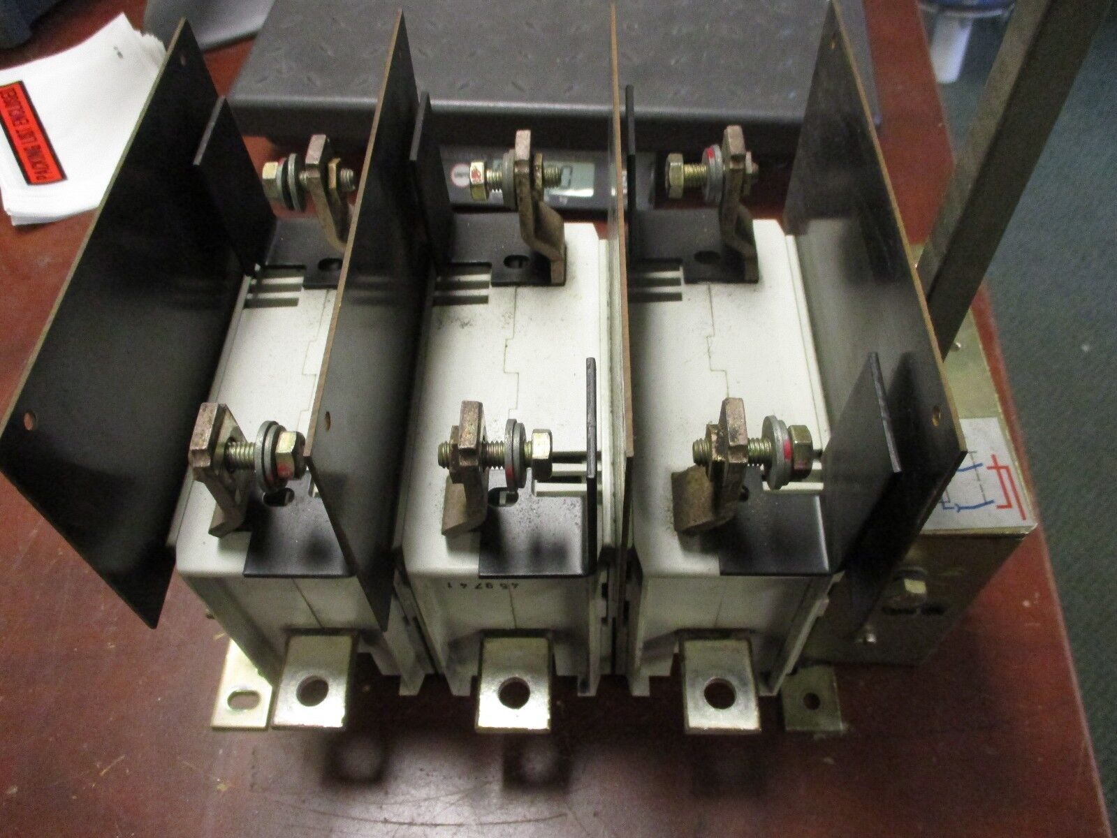 ABB Fusible Disconnect Switch OESA 400T3 400A 690V 3P Used