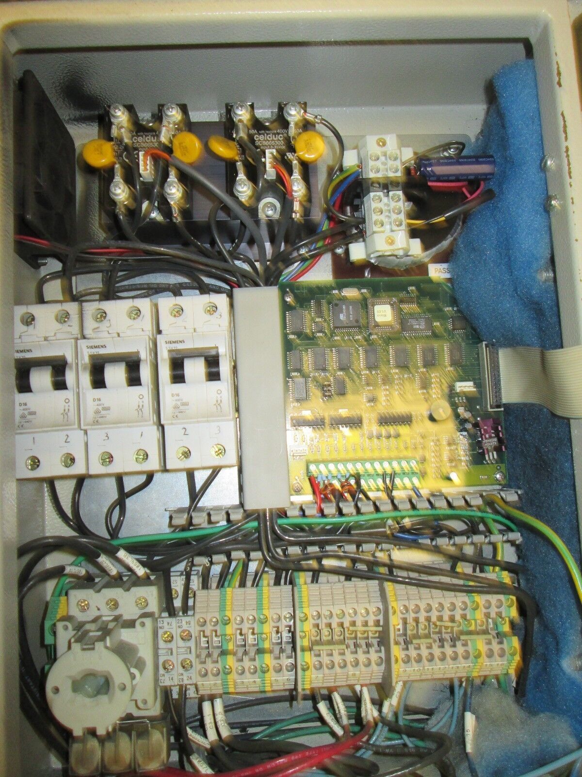 IRT 18S/460 Controller 126105 3/460V + 2/230V 25A 75 00 94 Control Board Used